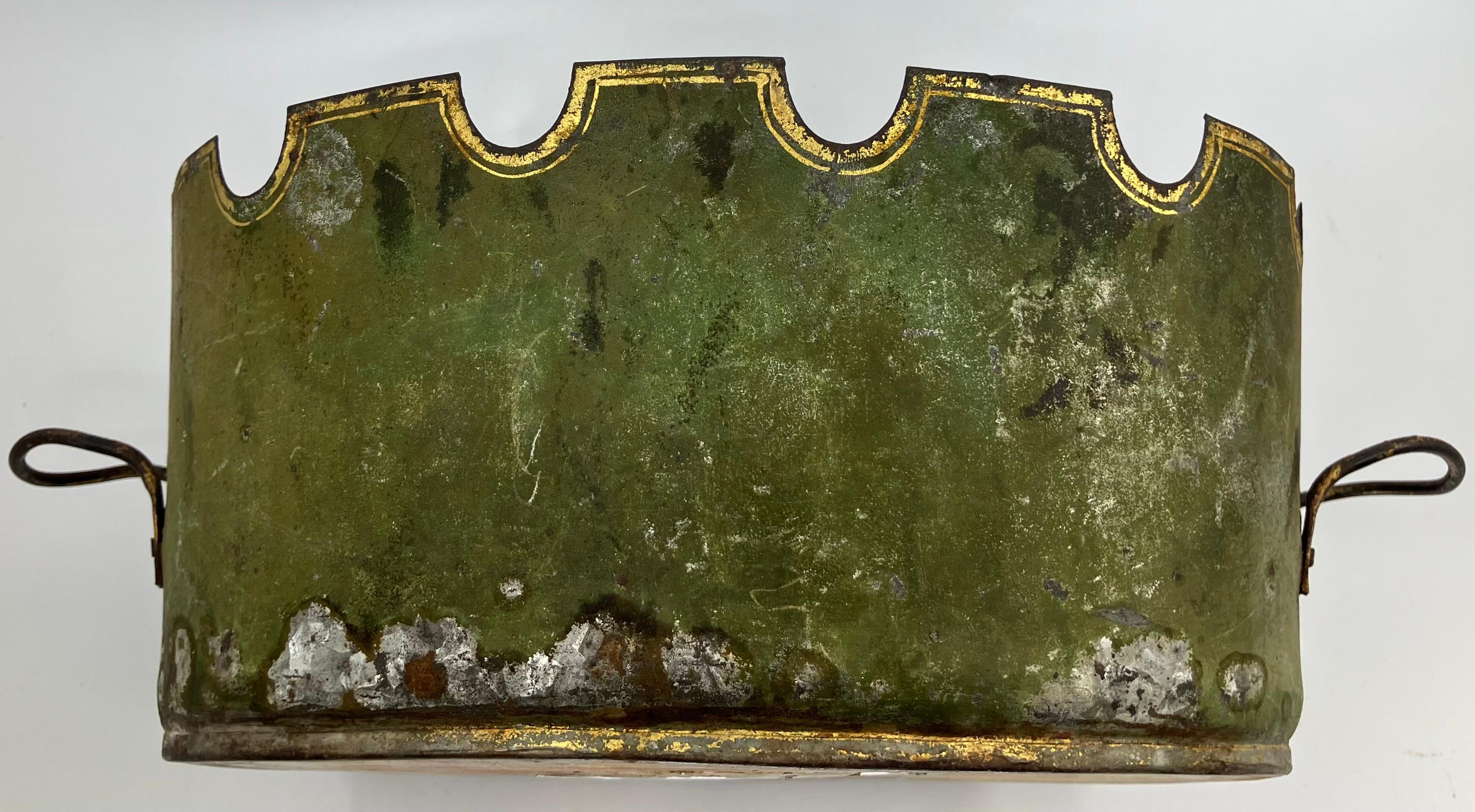 Français Cache pot Montieth Empire français vert et doré en vente