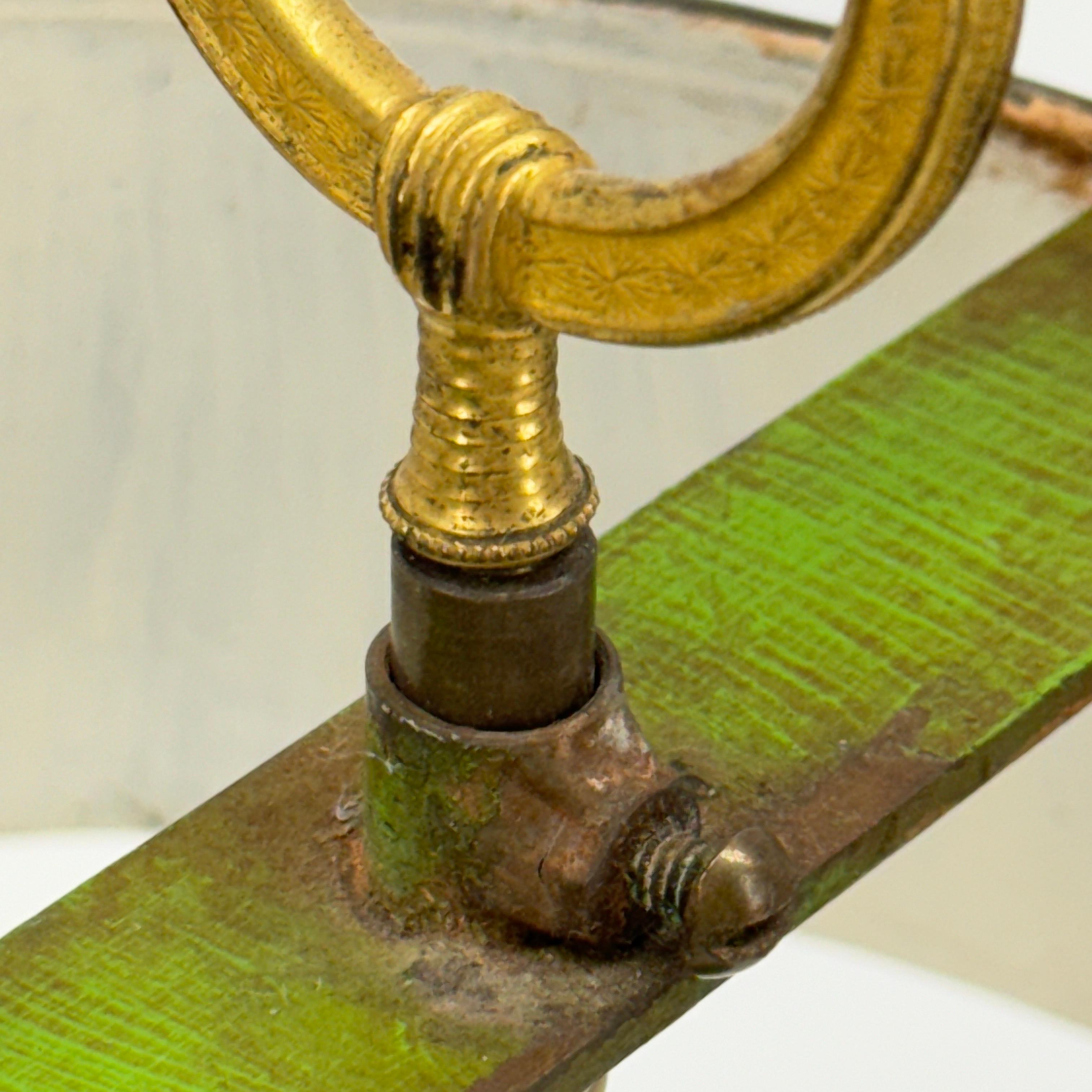 Bronze Lampe bouillotte française Empire peinte en vert  en vente