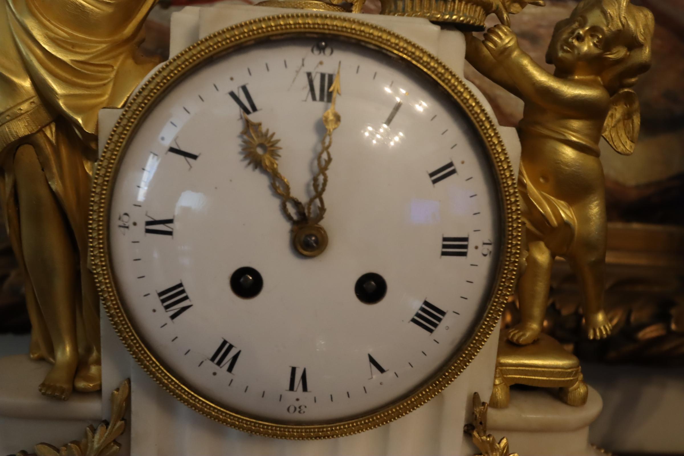 French Empire Guilt Bronze Mounted Table Clock on Marble Circa 1820 For Sale 3