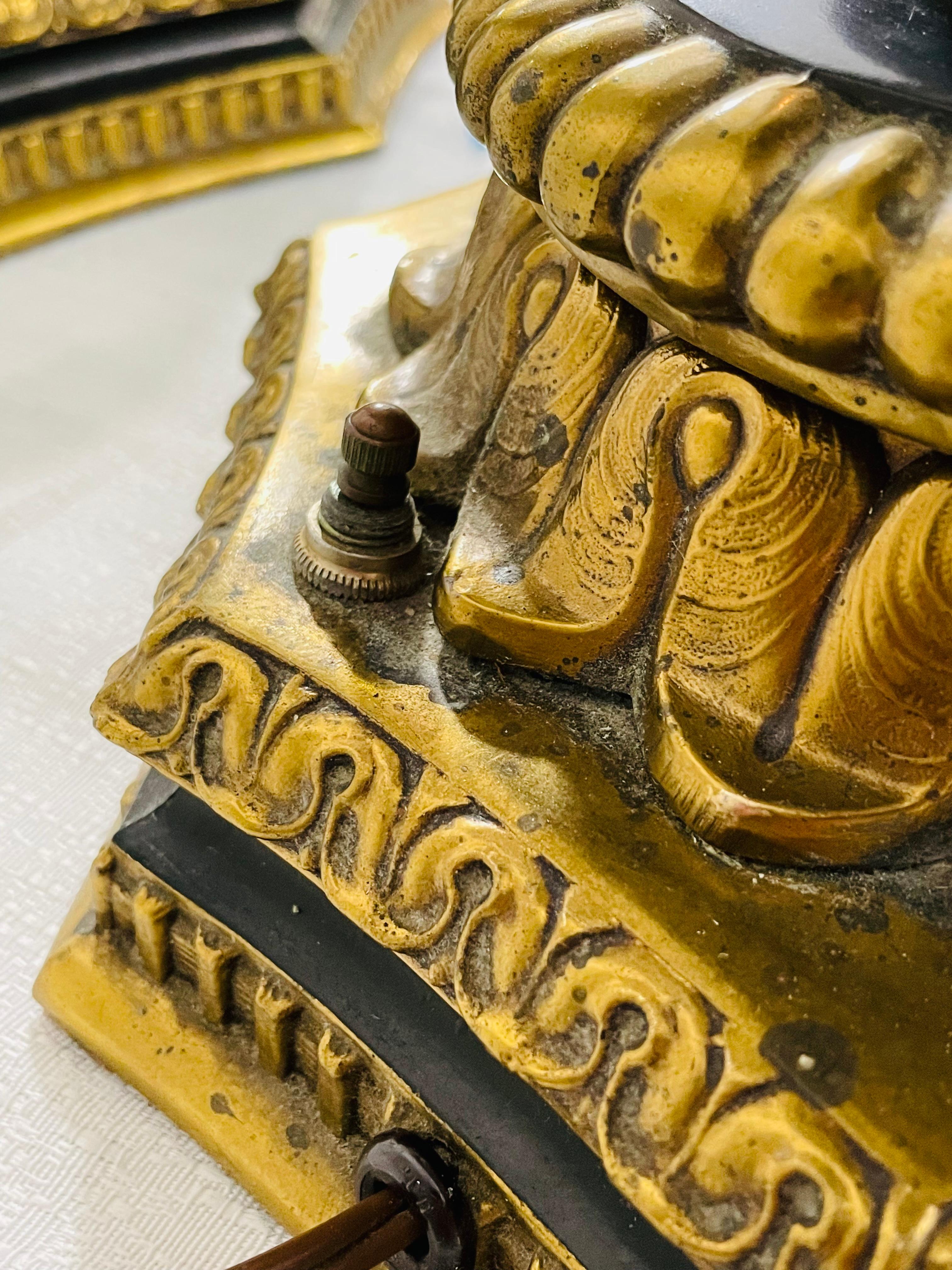Paar französische Empire-Tischlampen aus Bronze und Kristall im Hollywood-Regency-Stil, Französisches Empire im Angebot 13