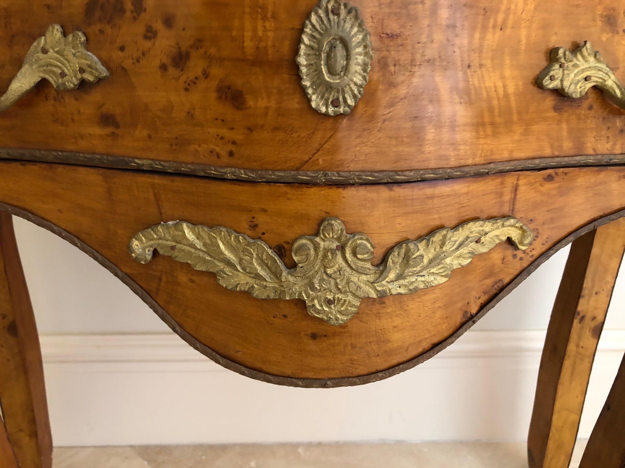 French Empire Louis XV Style Small Commode Chest of Drawers In Good Condition In Hopewell, NJ