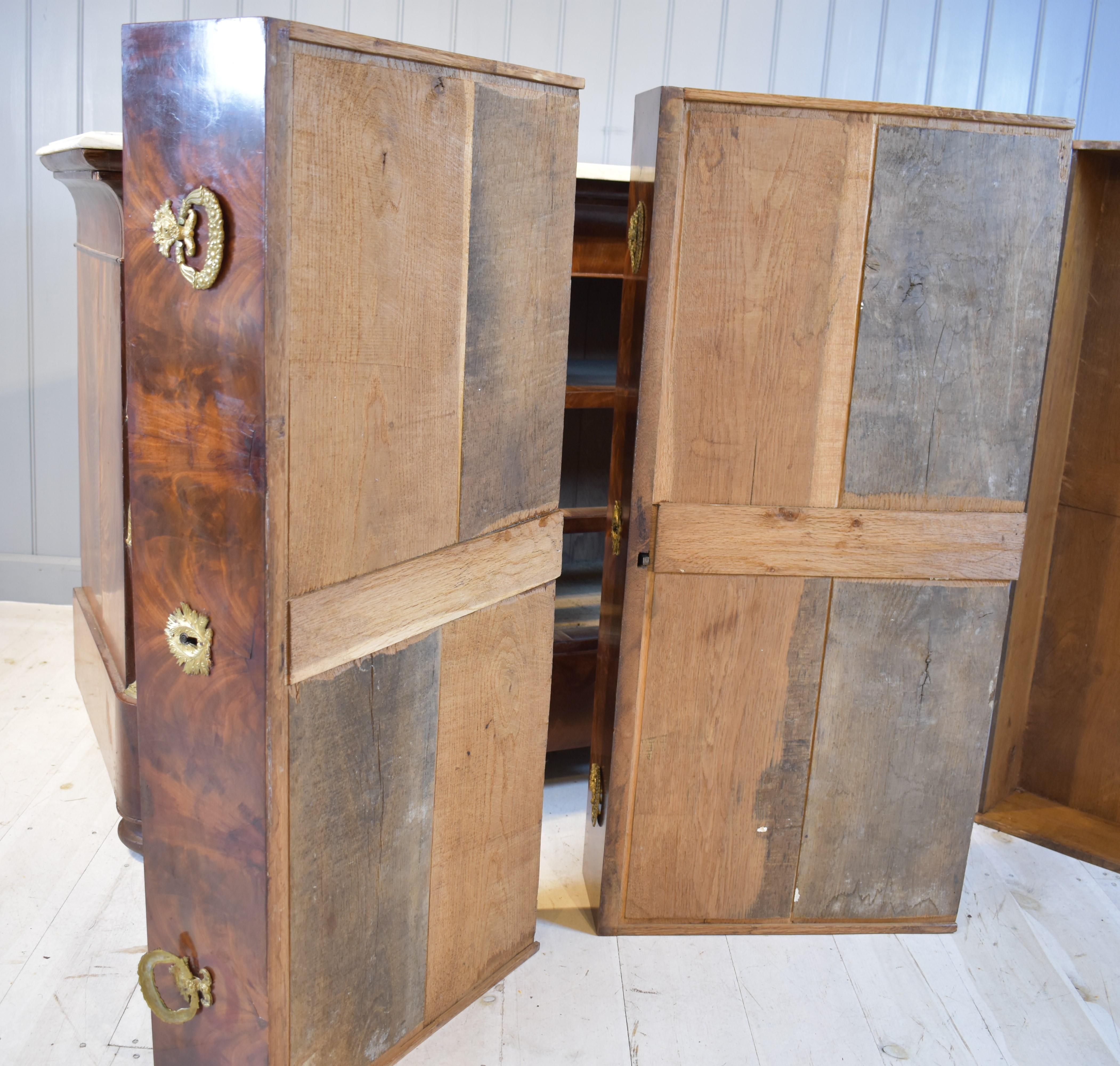 French Empire mahogany chest of drawers For Sale 4