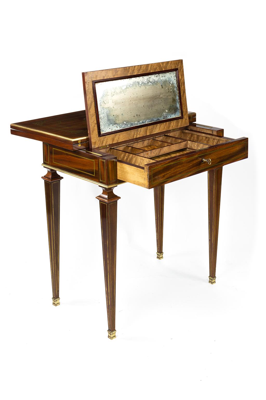 French Empire Mahogany Combination Writing Card and Dressing Table, 1800 In Good Condition In Northwich, GB