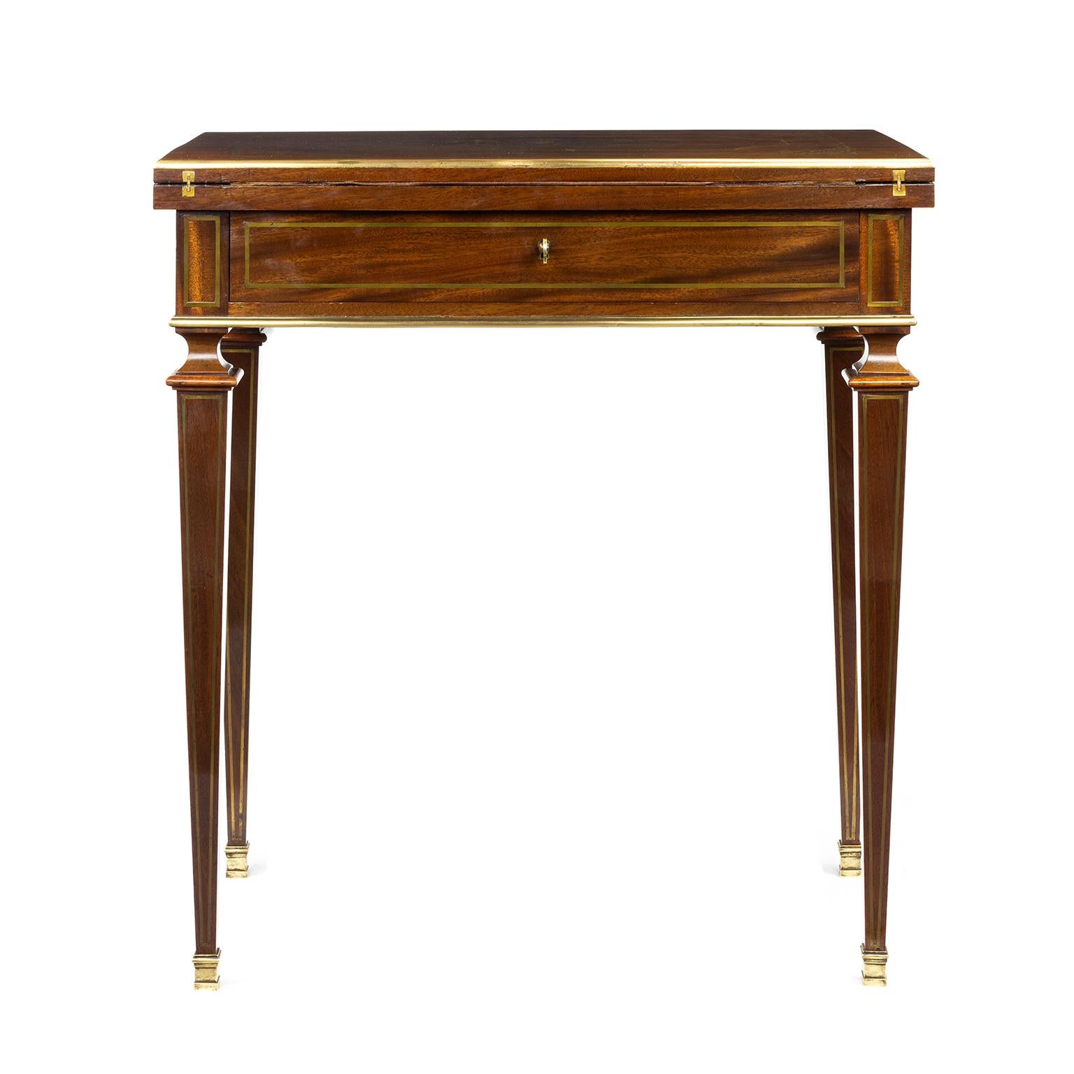 French Empire Mahogany Combination Writing Card and Dressing Table, 1800 In Good Condition In Northwich, GB