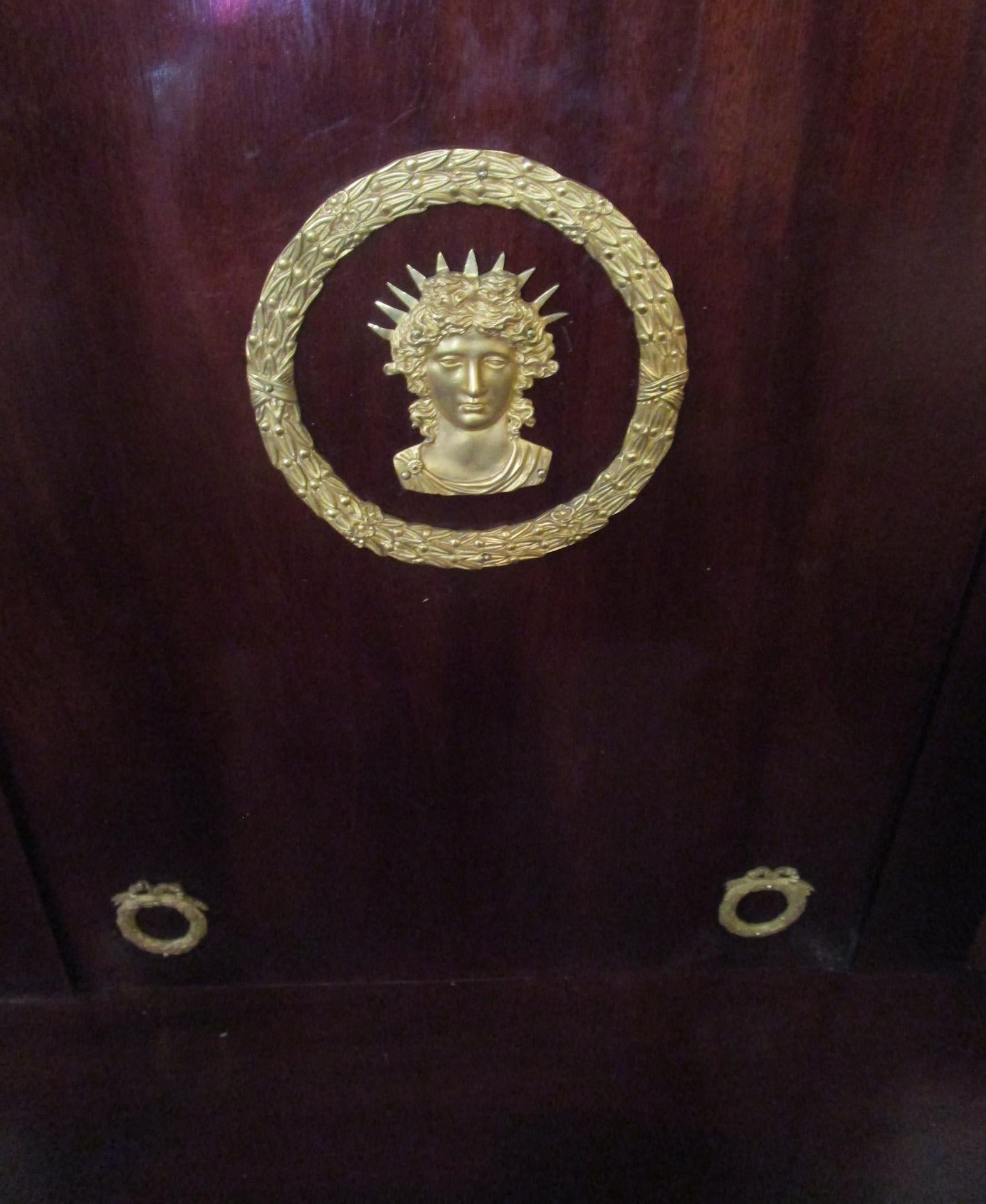 French Empire Mahogany Table with Gold Gilt Ormolu Mounts and Black Granite Top In Good Condition For Sale In Savannah, GA