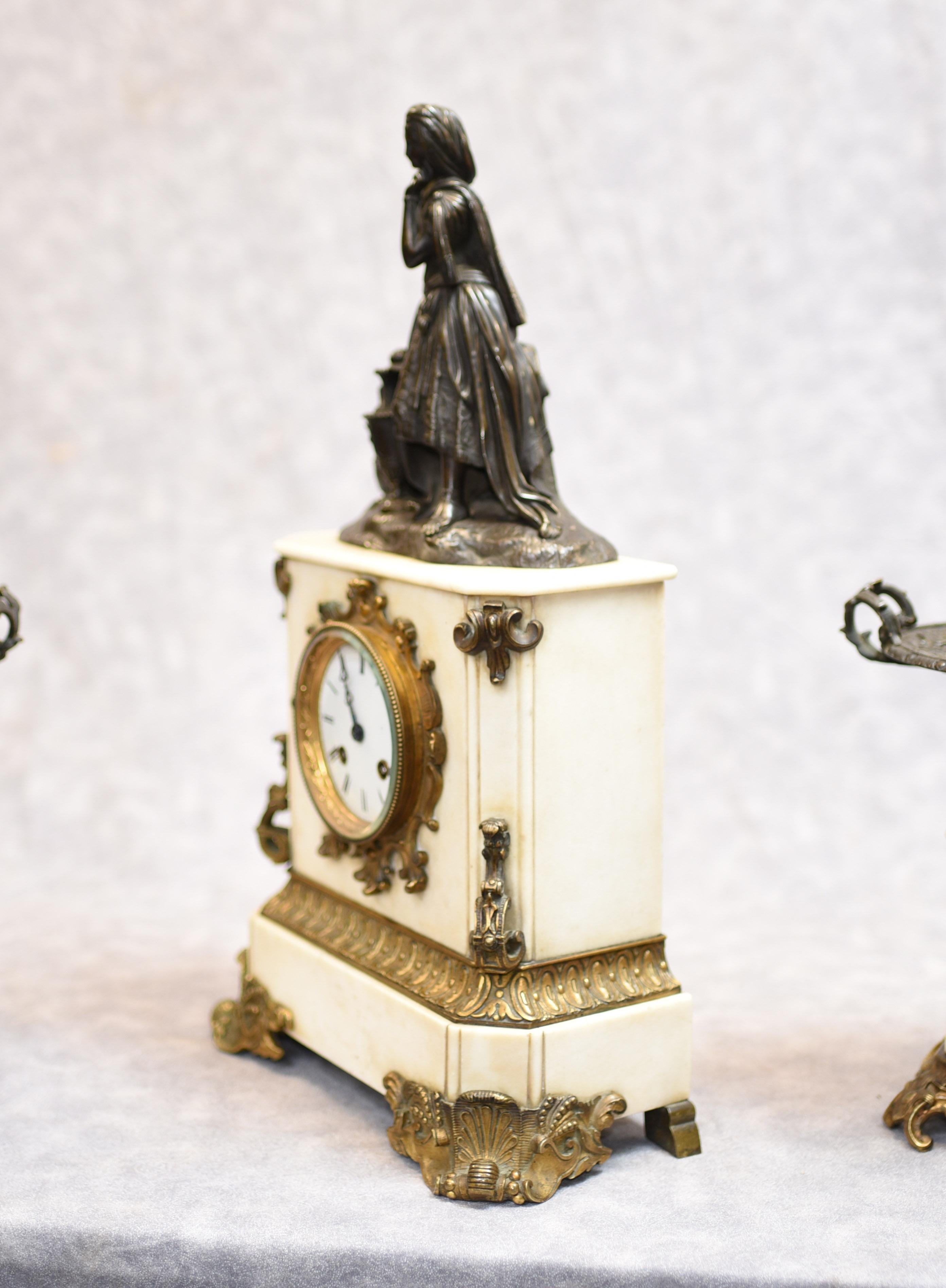 French Empire Marble Ormolu Mantle Clock Set Bronze Figurine For Sale 3