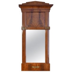 French Empire Mirror in Cuban Mahogany, Swans in Bronze D'Ore Ormolu, circa 1815