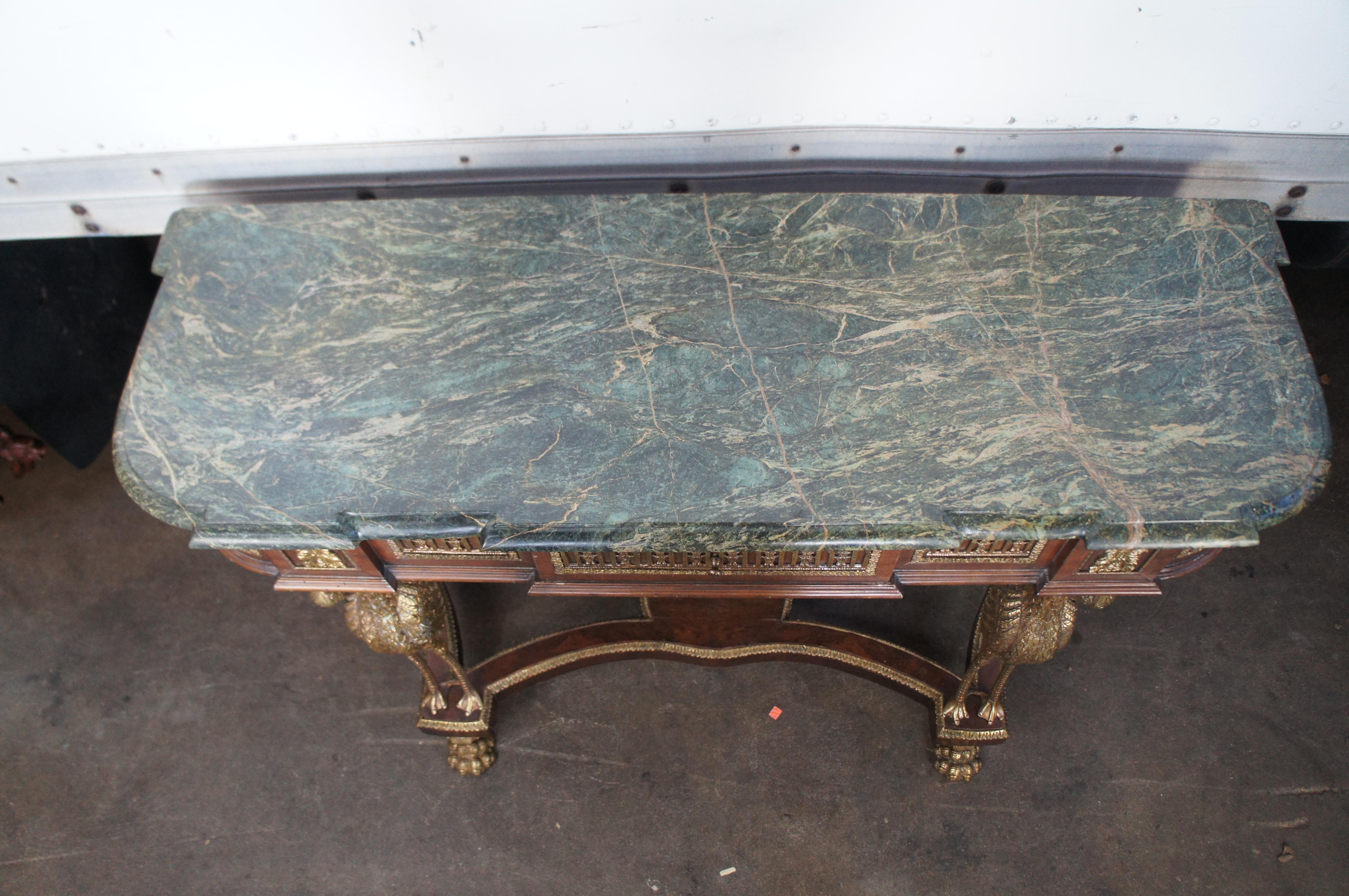 Fin du 20e siècle Table console de style Empire français Napoléon III en acajou et bronze à motif figuratif en vente