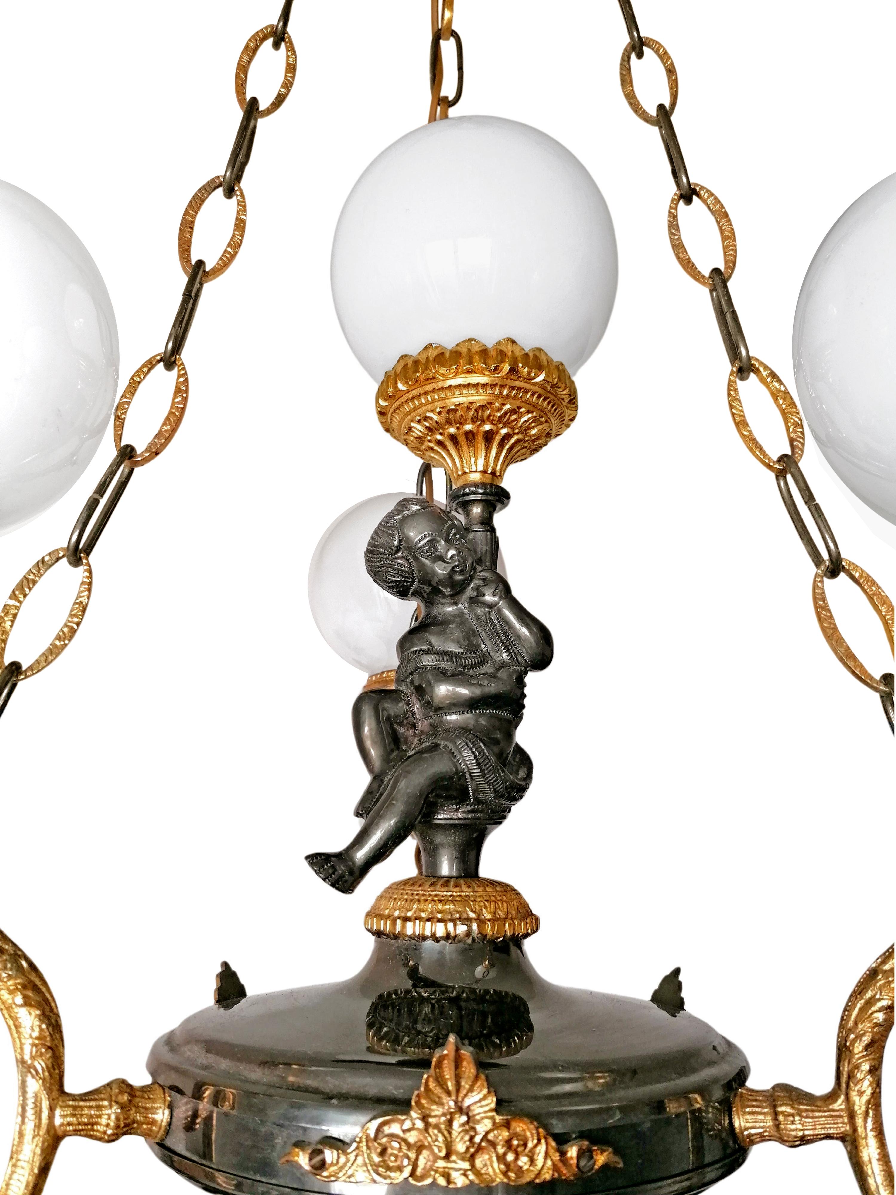 French Empire Neoclassical Cherub Putti Patinated & Gilt Solid Bronze Chandelier In Good Condition For Sale In Coimbra, PT