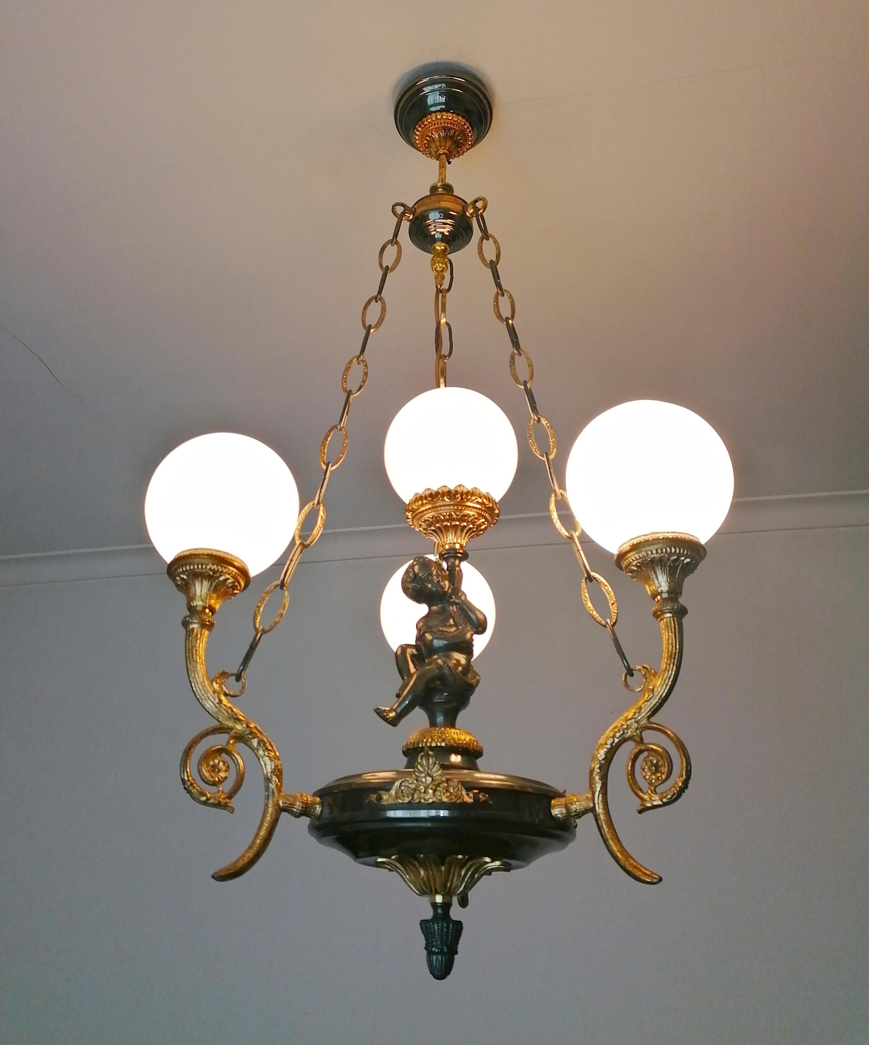 French Empire Neoclassical Cherub Putti Patinated & Gilt Solid Bronze Chandelier For Sale 3