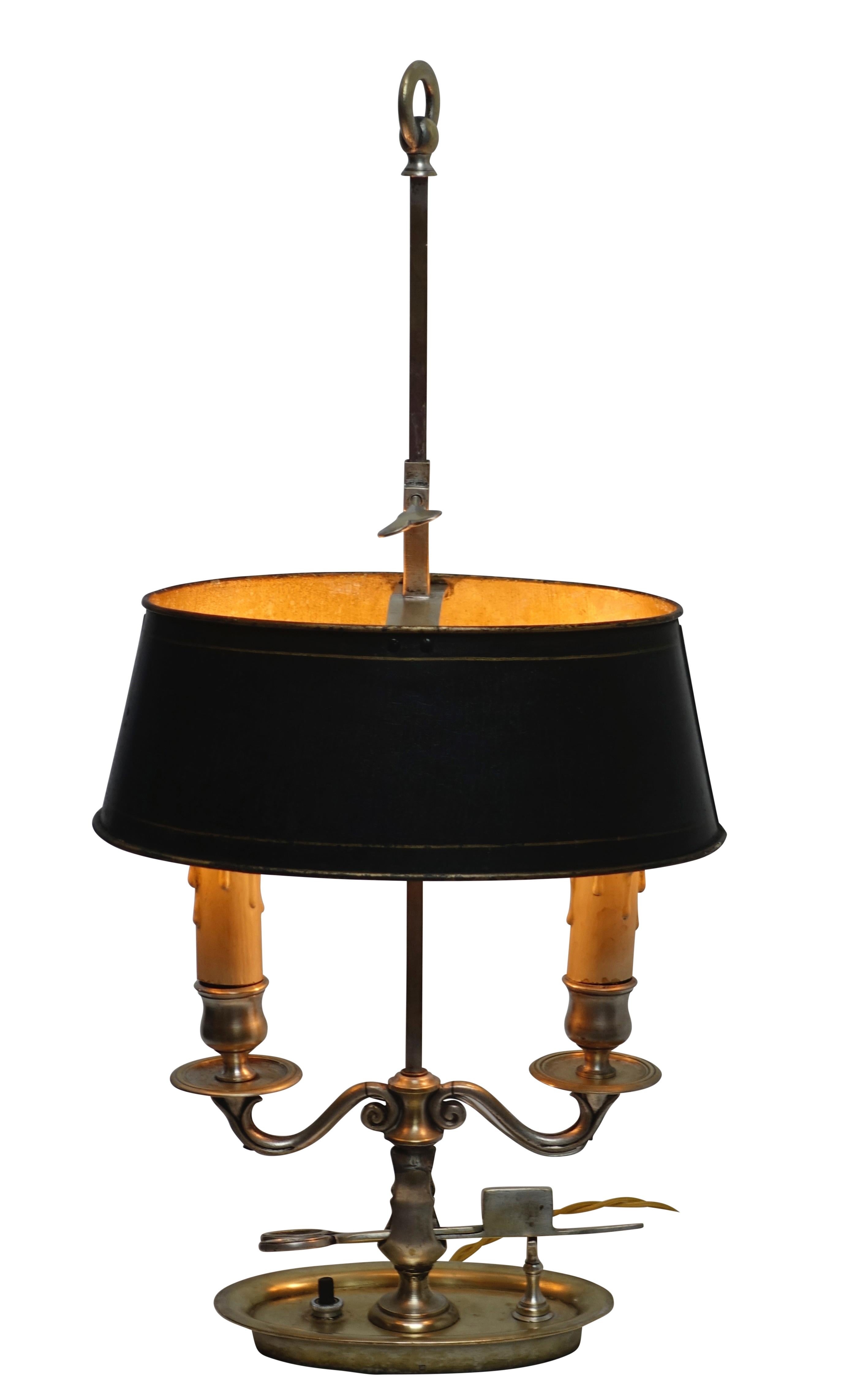 Französische Bouillotte-Lampe aus vernickeltem Messing, Französisches Empire, frühes 19. Jahrhundert im Angebot 2