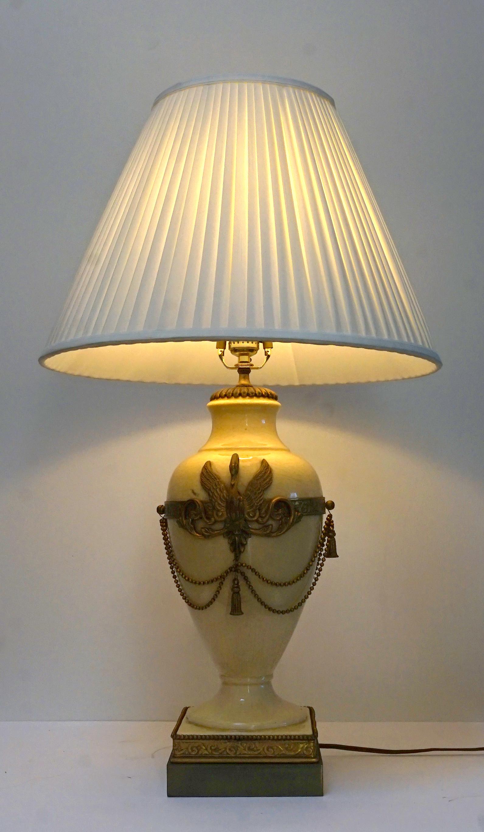 French Empire or Neoclassical Style Gilt Metal Mounted Porcelain Table Lamp For Sale 7