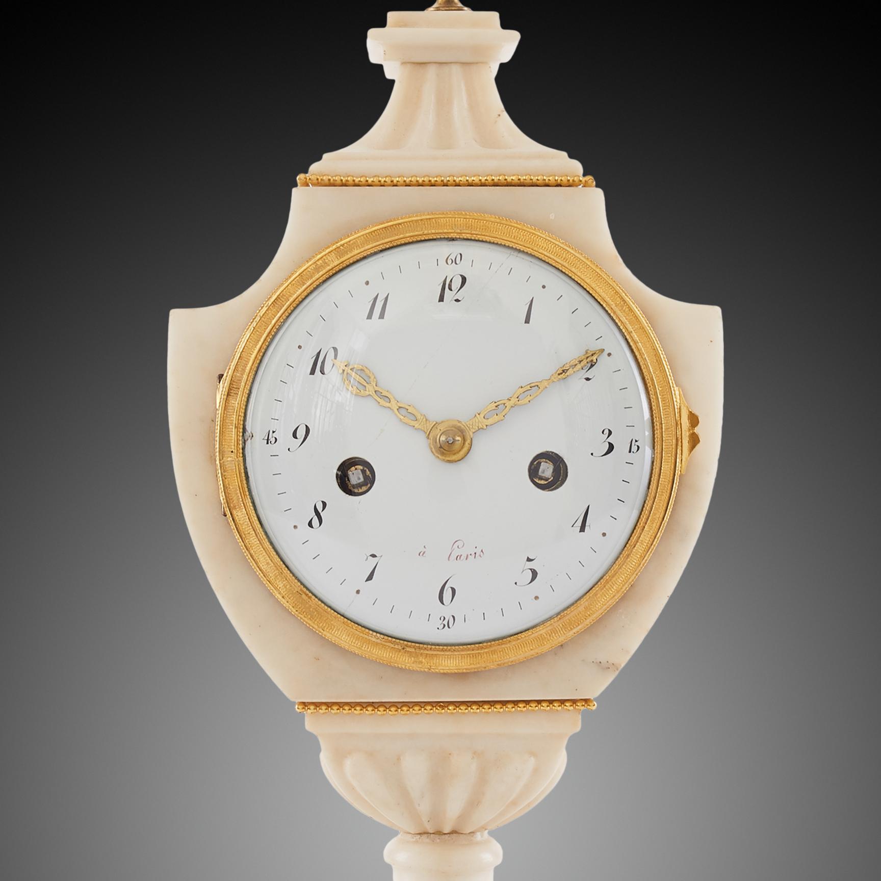French Empire Ormolu and Marble Mantel Clock, ca.1790 For Sale 1