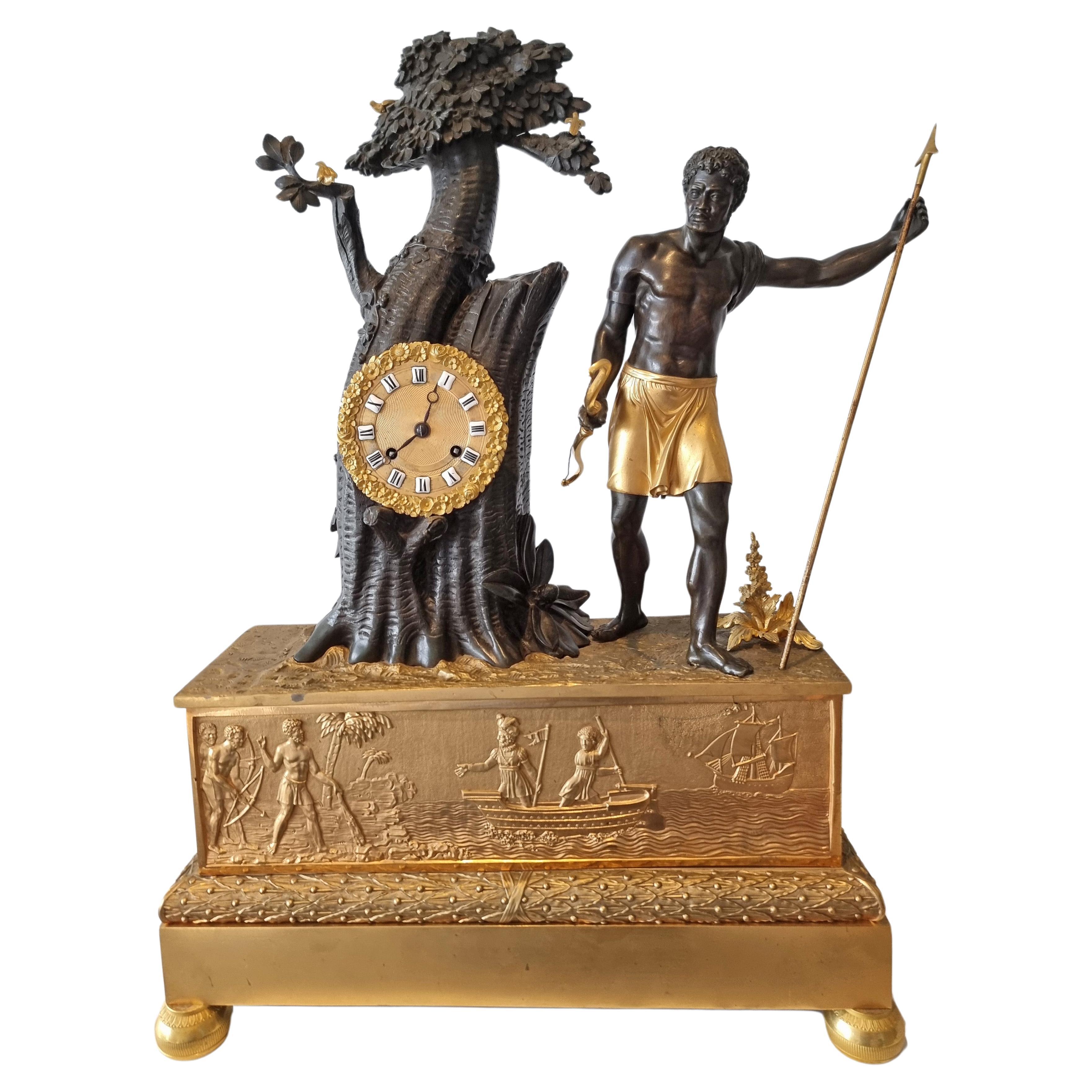 Reloj de chimenea imperio francés de bronce patinado y ormolina