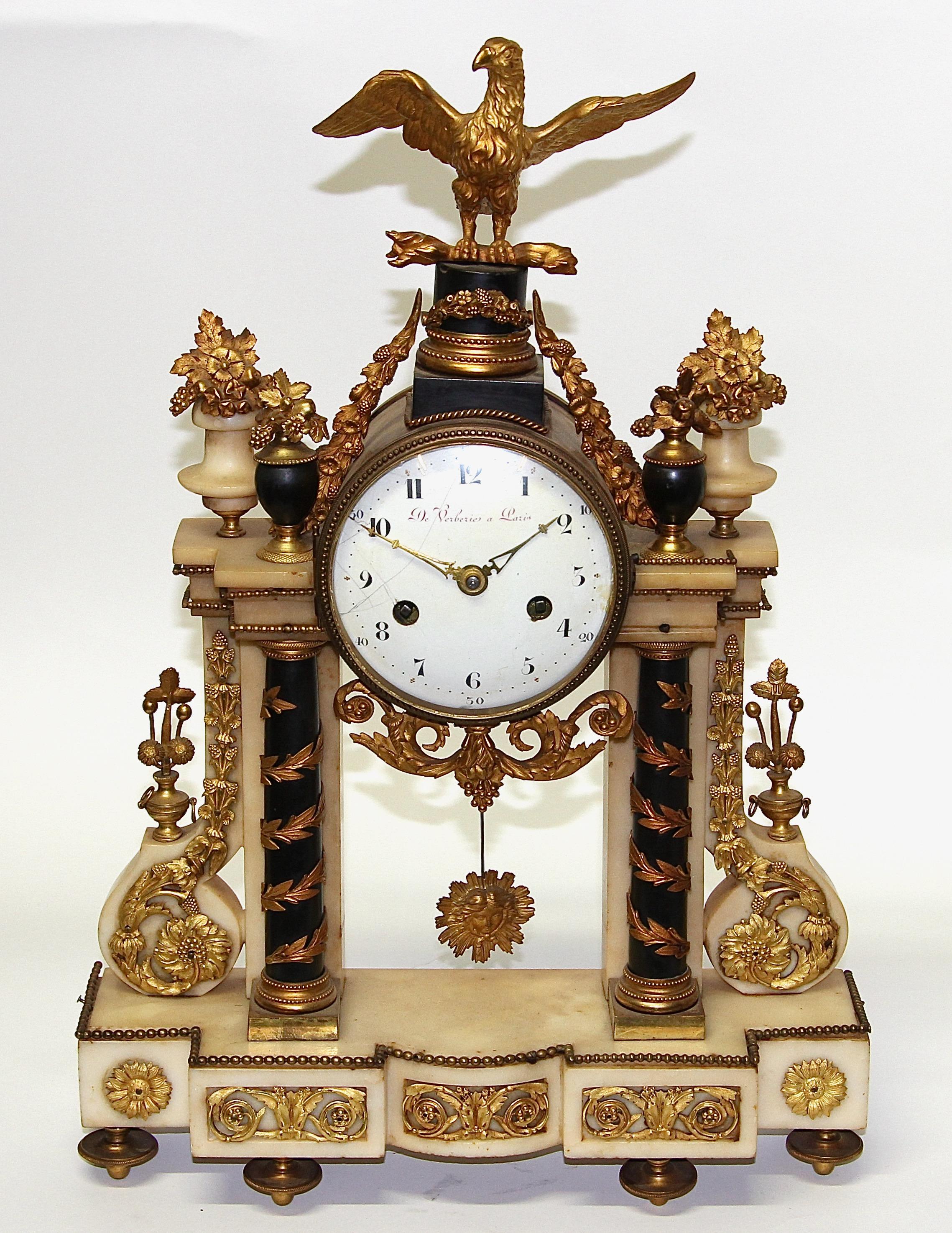 French Empire mantel clock from DeVerberie a Paris.

Fire-gilded.
Age-related condition.