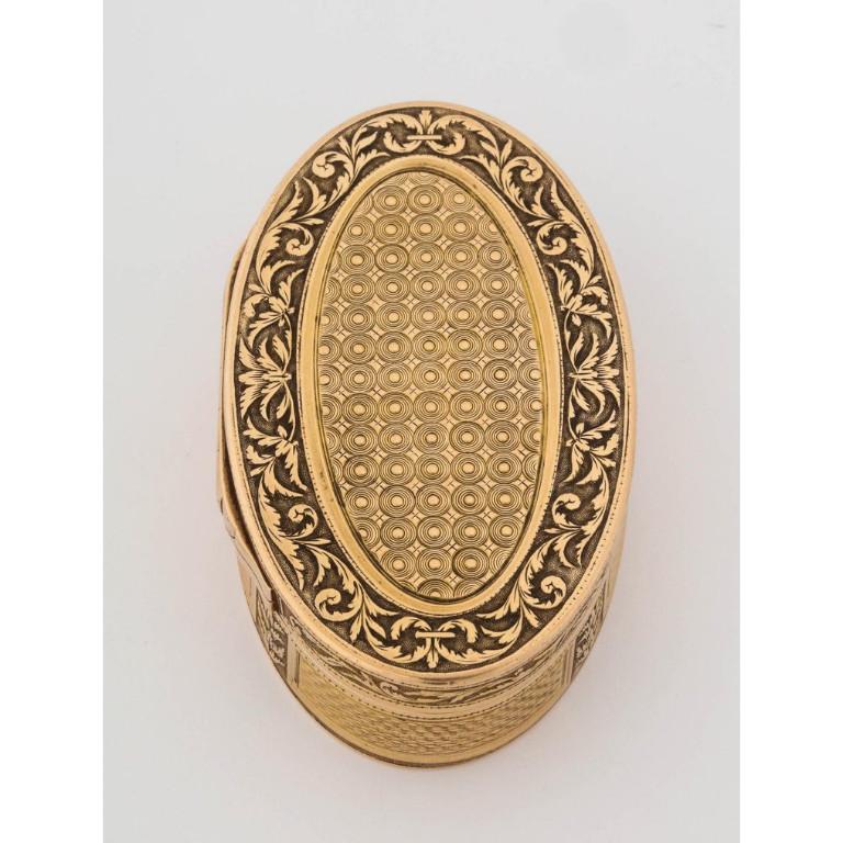 French Empire Oval Gold Snuff Box by H.A. Adam, Paris, circa 1820 1