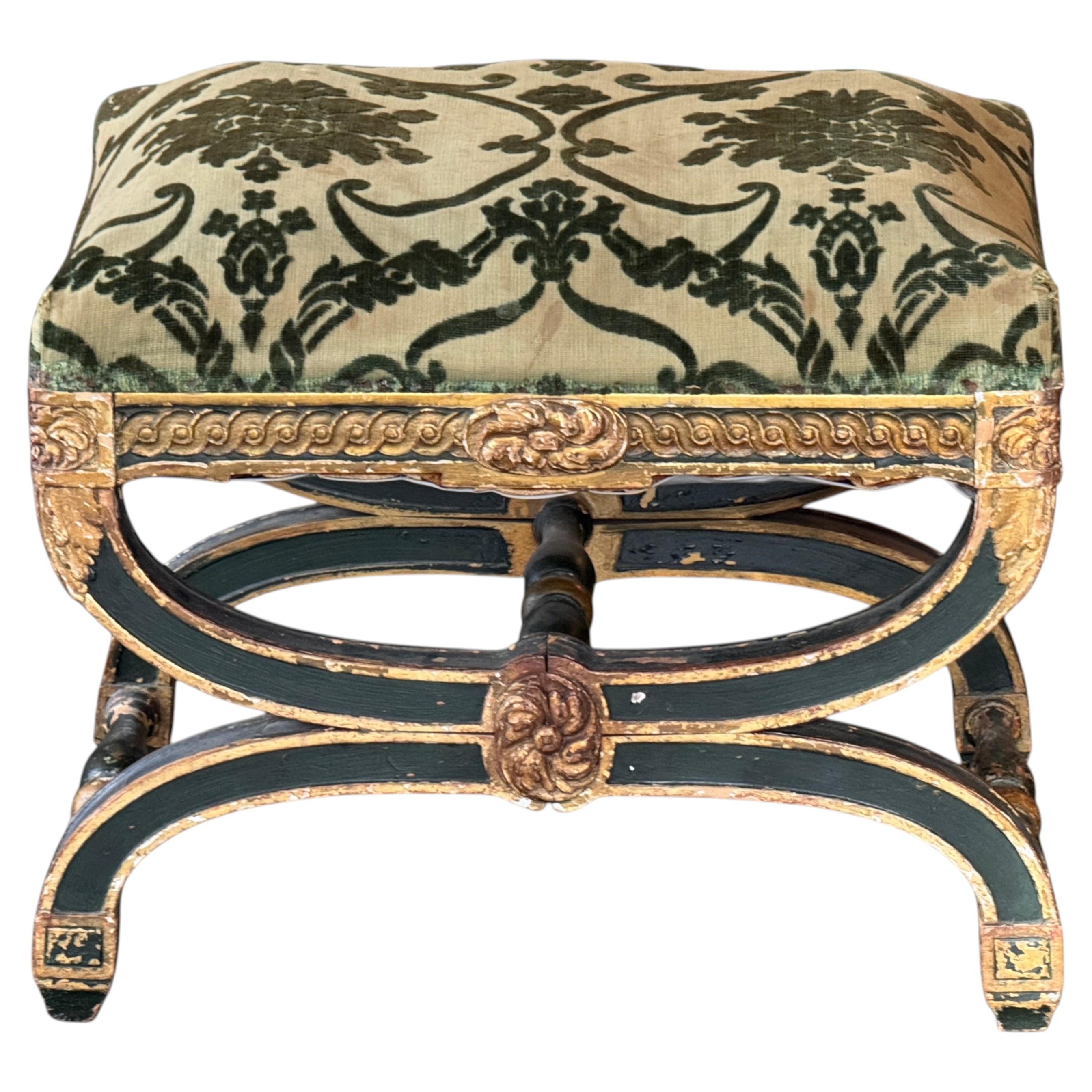 Französischer Empire-Paketvergoldeter Hocker im Angebot