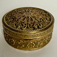 Caja de latón parcialmente dorado imperio francés con interior de terciopelo, principios del siglo XIX