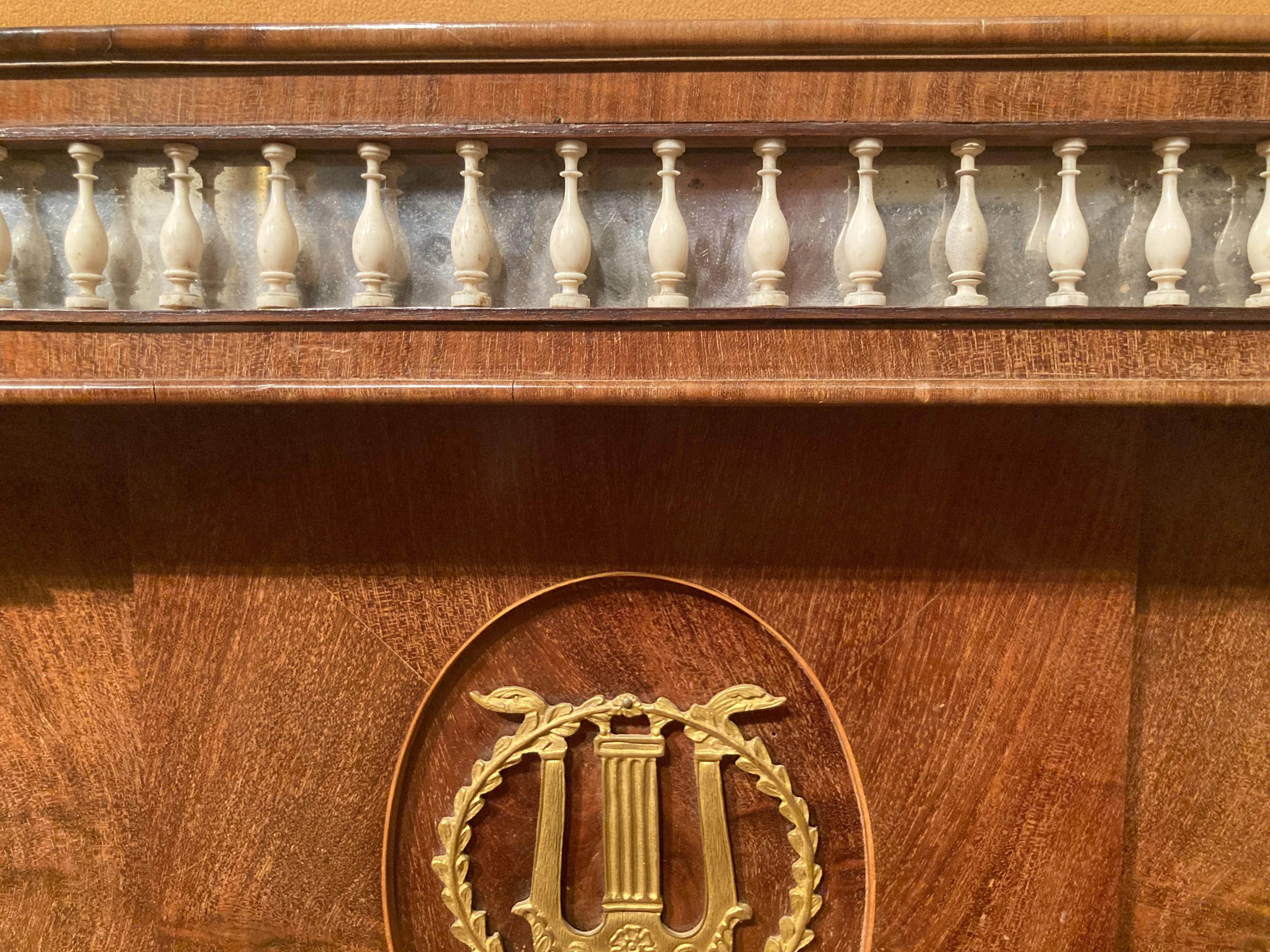 XIXe siècle Banc de table de billard d'époque Empire français avec colonnes et tiroirs ouverts en vente