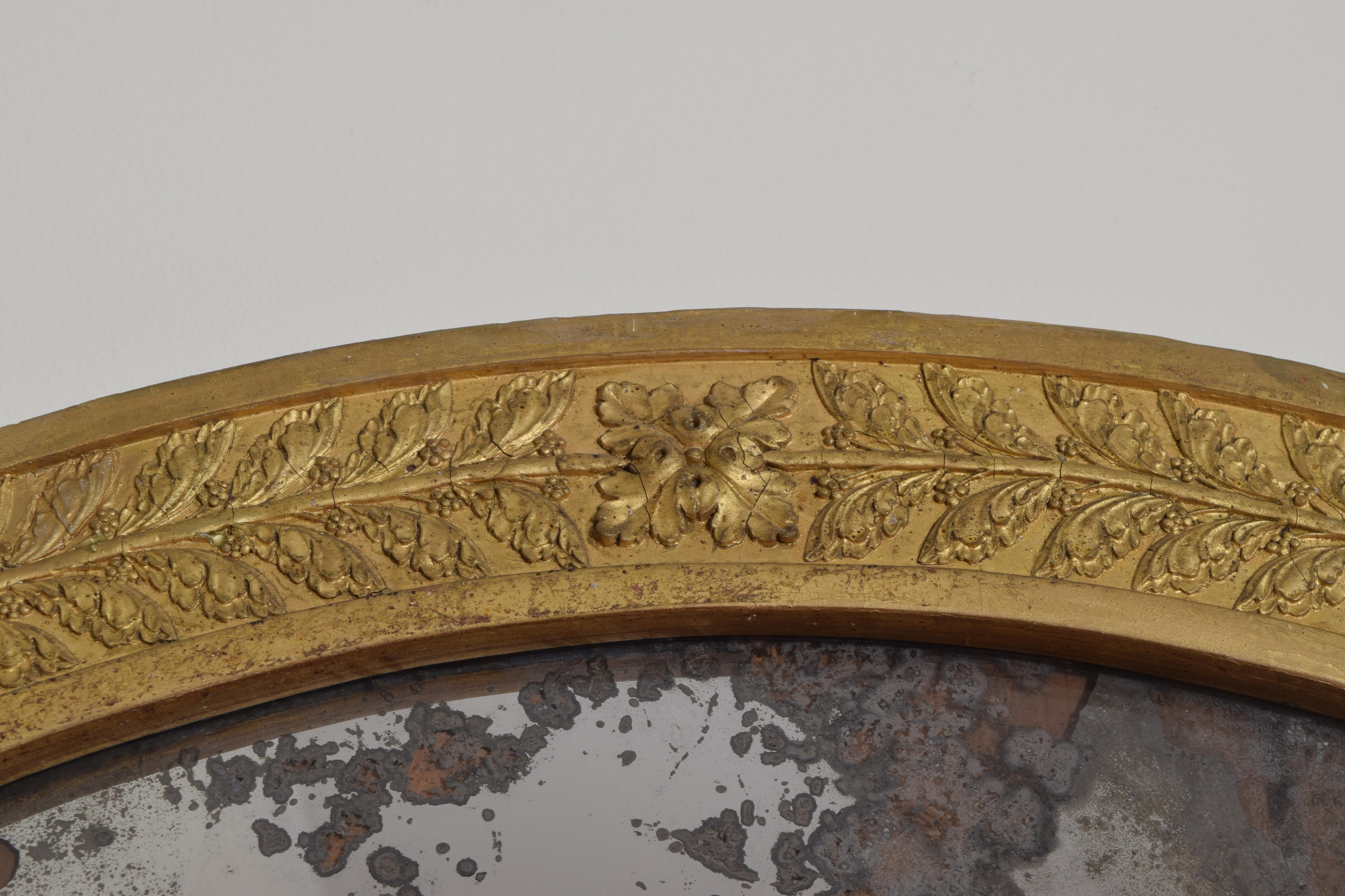 French Empire Period Giltwood and Gilt-Gesso Mirror, Early 19th Century 1