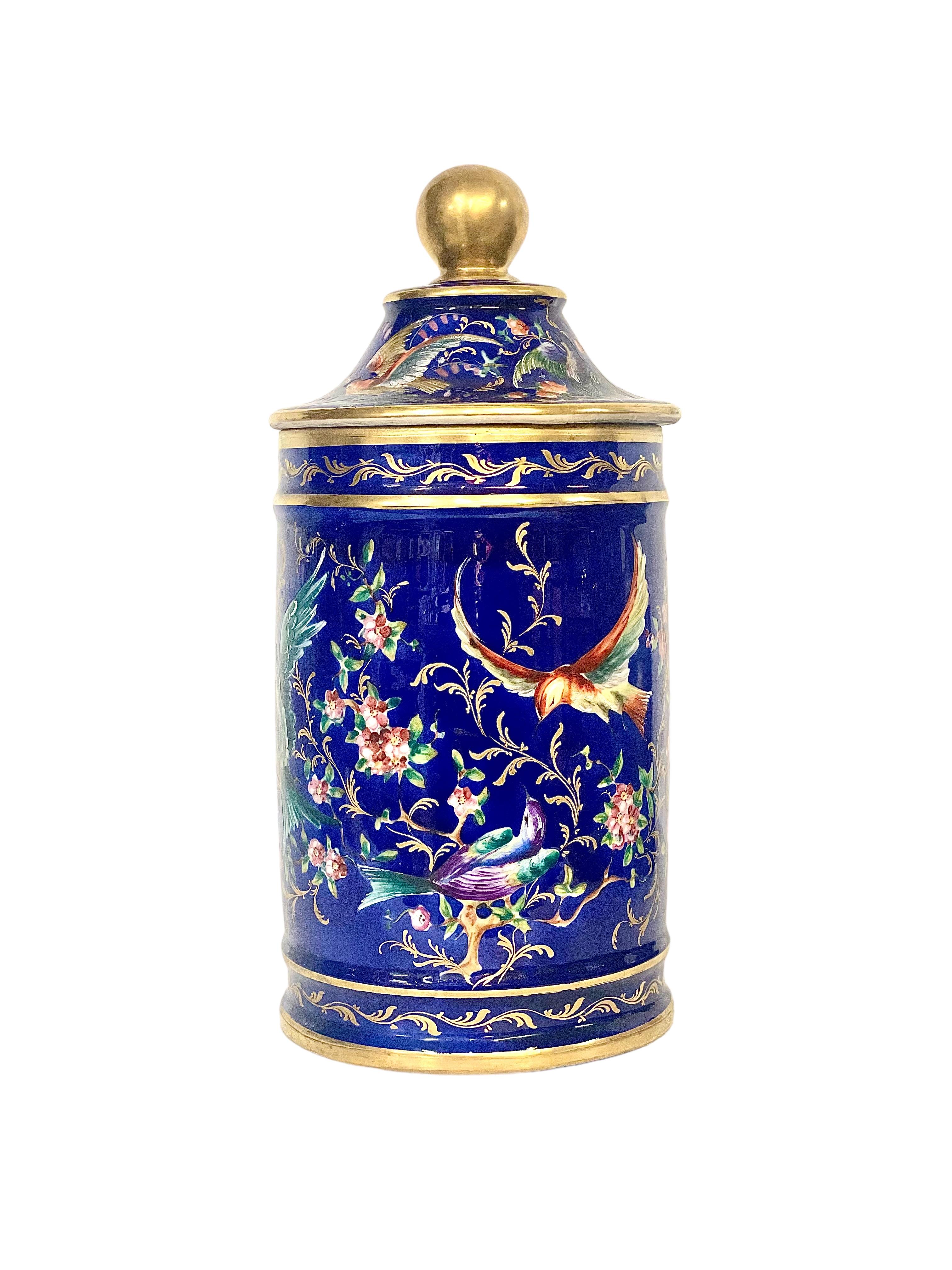 1810s Large Lidded Porcelain Apothecary Jar, 1st Empire Period For Sale 4