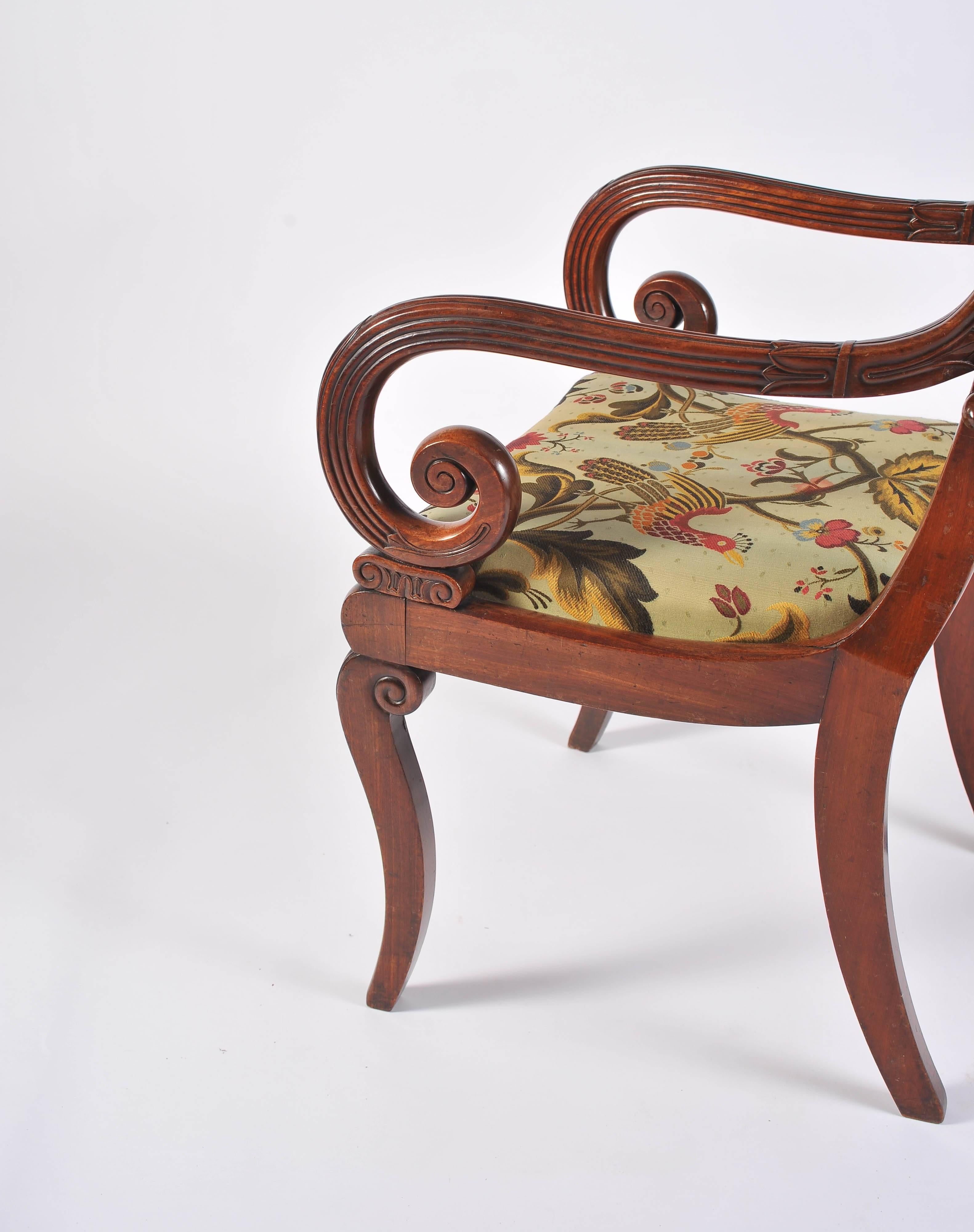 Mahogany Desk Chair, French Empire Period, Cabriole Legs, Early 19th Century For Sale 2