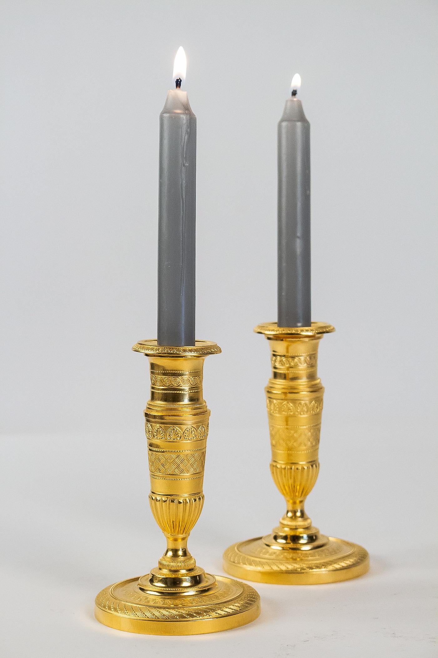 French Empire Period, Pair of Small Gilt-Bronze Candlesticks, circa 1805 In Good Condition In Saint Ouen, FR