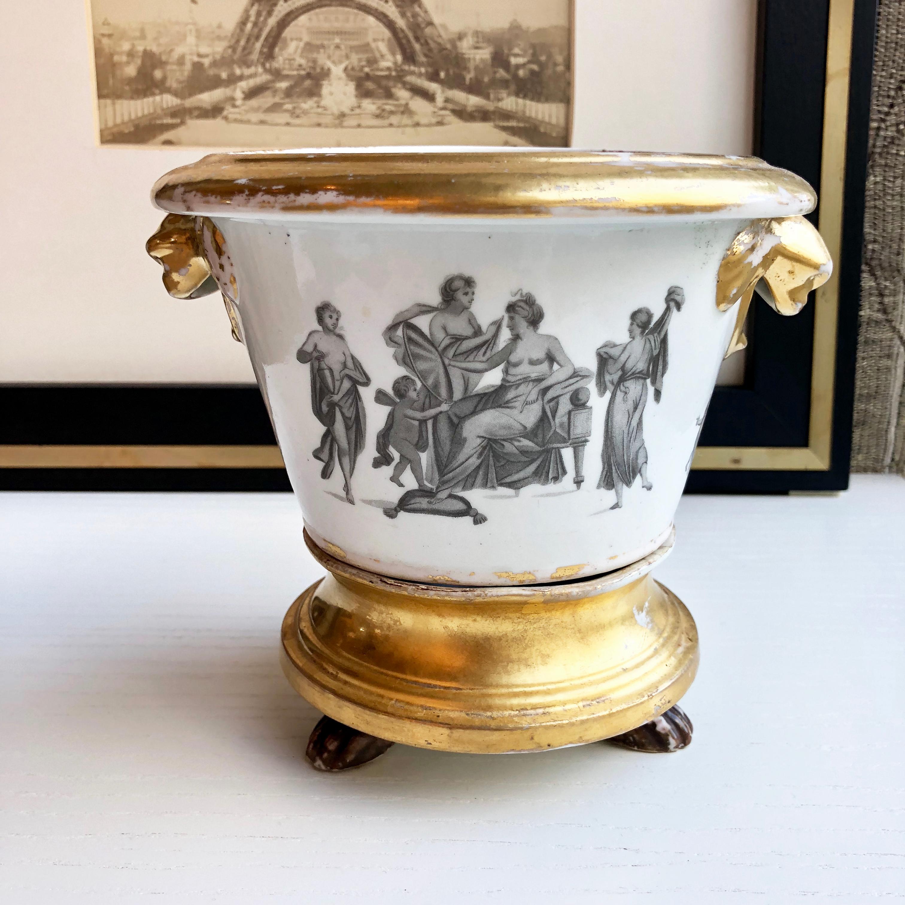 French Empire Planter Pots from 1800, With Gold Trim In Fair Condition For Sale In London, GB