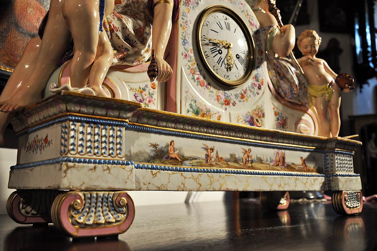 French Empire Porcelain Mantle Clock, 19th Century For Sale 1