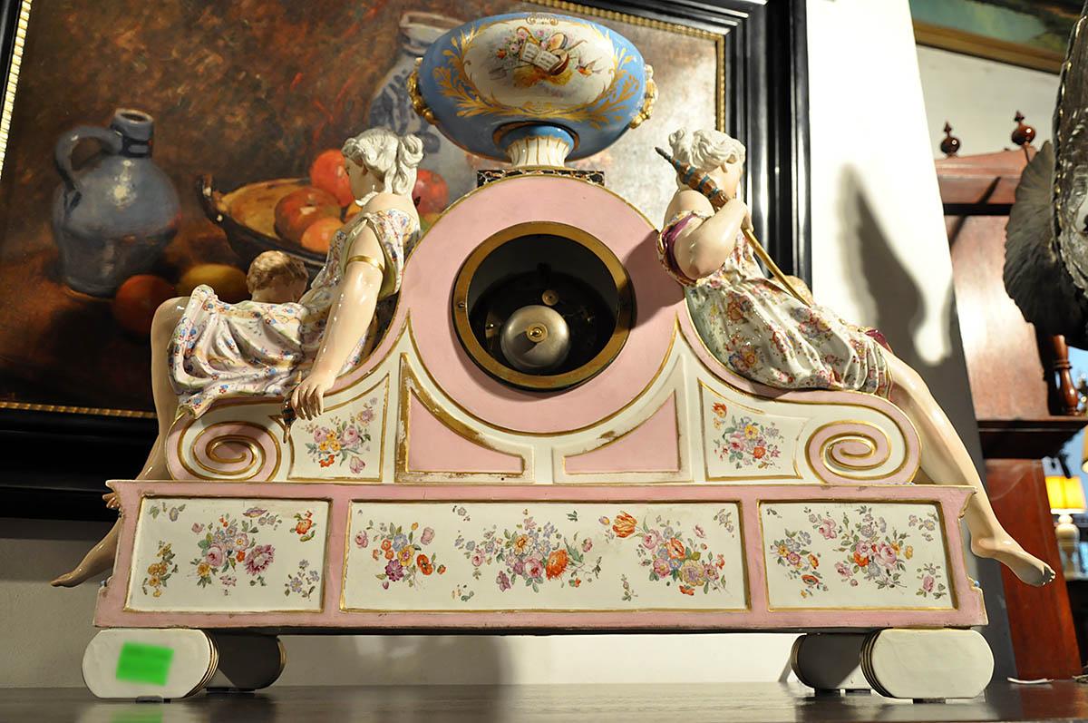 French Empire Porcelain Mantle Clock, 19th Century For Sale 3