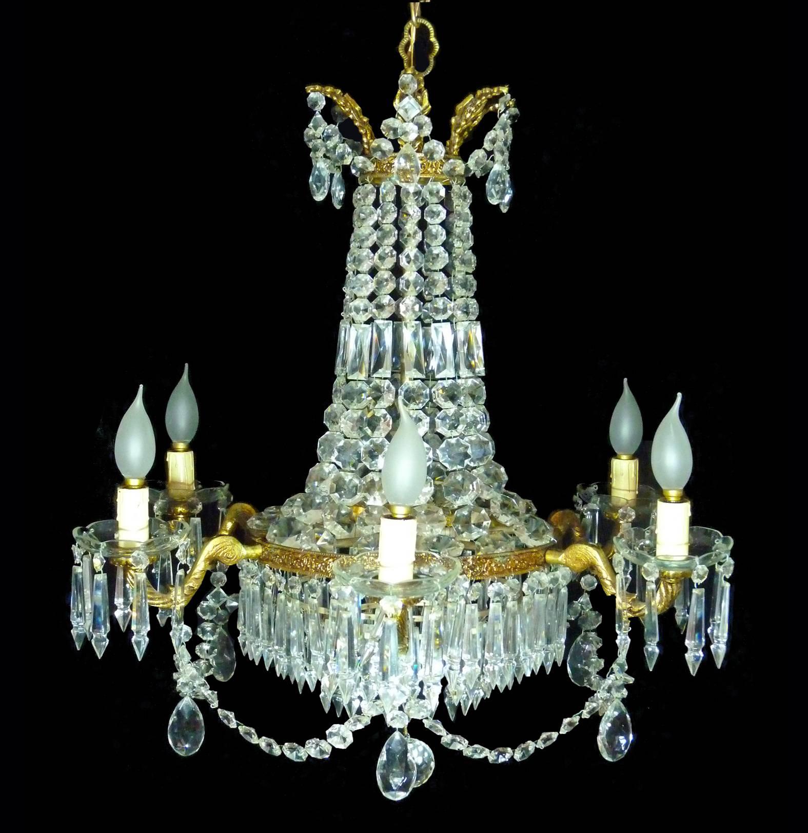 French Empire Regency Crystal and Gilt Bronze 12-Light Wedding Cake Chandelier For Sale 1