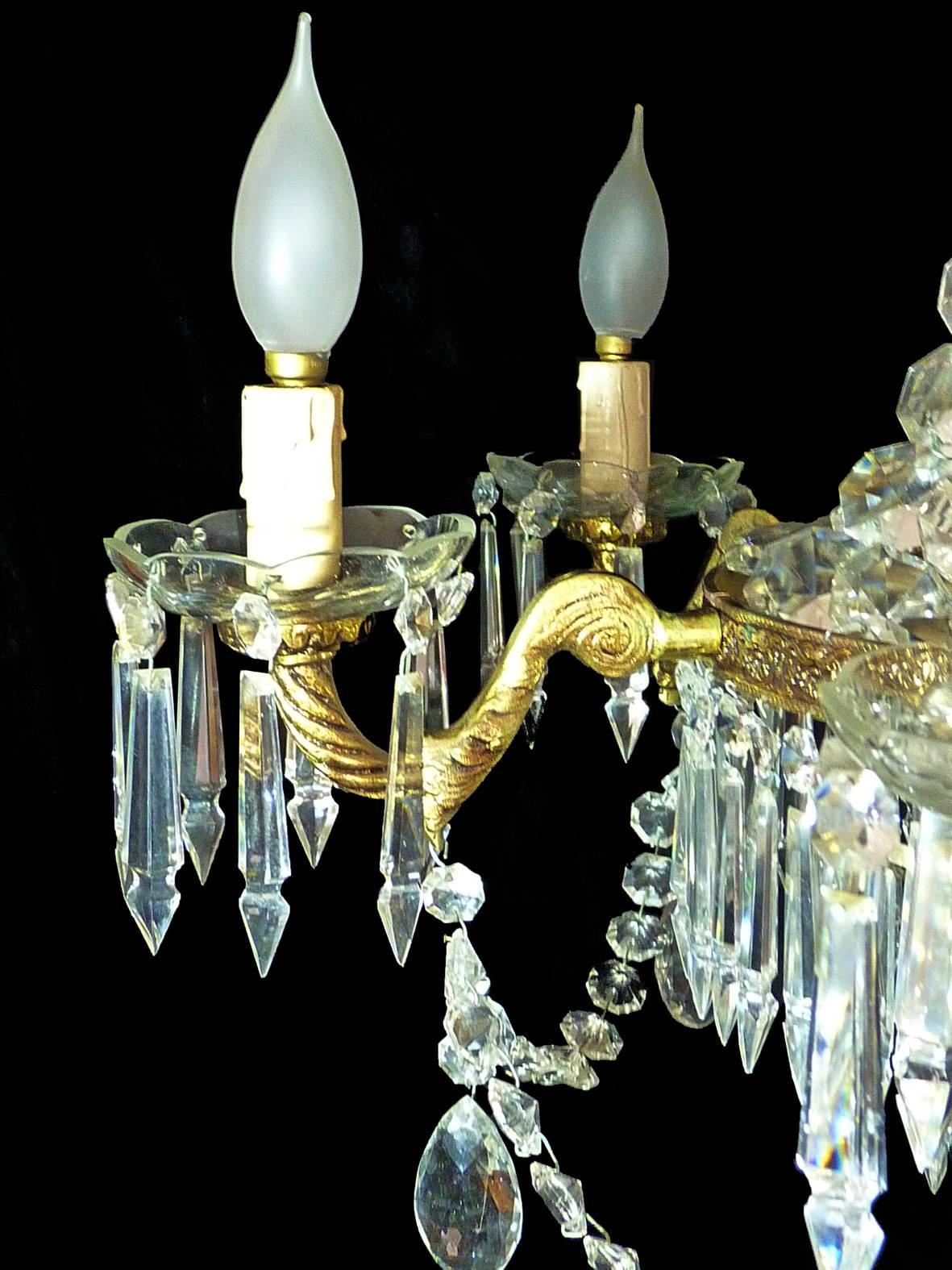French Empire Regency Crystal and Gilt Bronze 12-Light Wedding Cake Chandelier For Sale 3