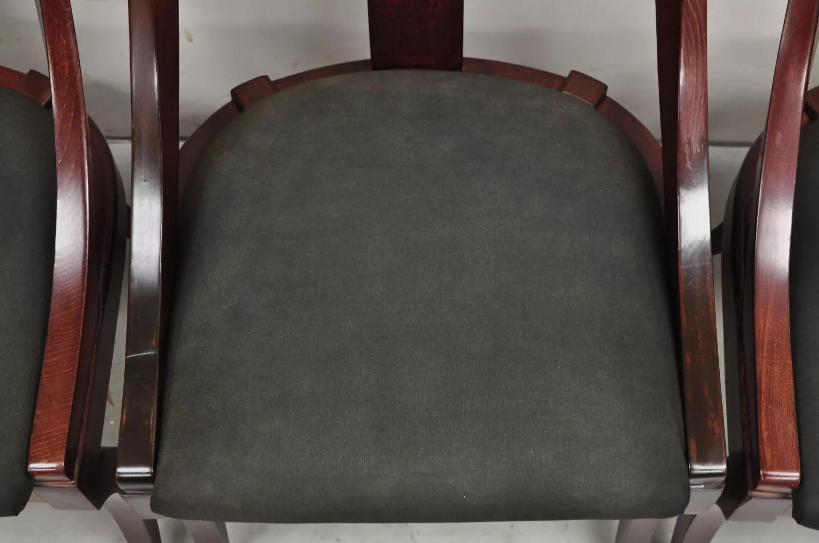 Sedie da pranzo con gambe a sciabola in legno di ciliegio in stile Impero francese - Set di 4 in vendita 4