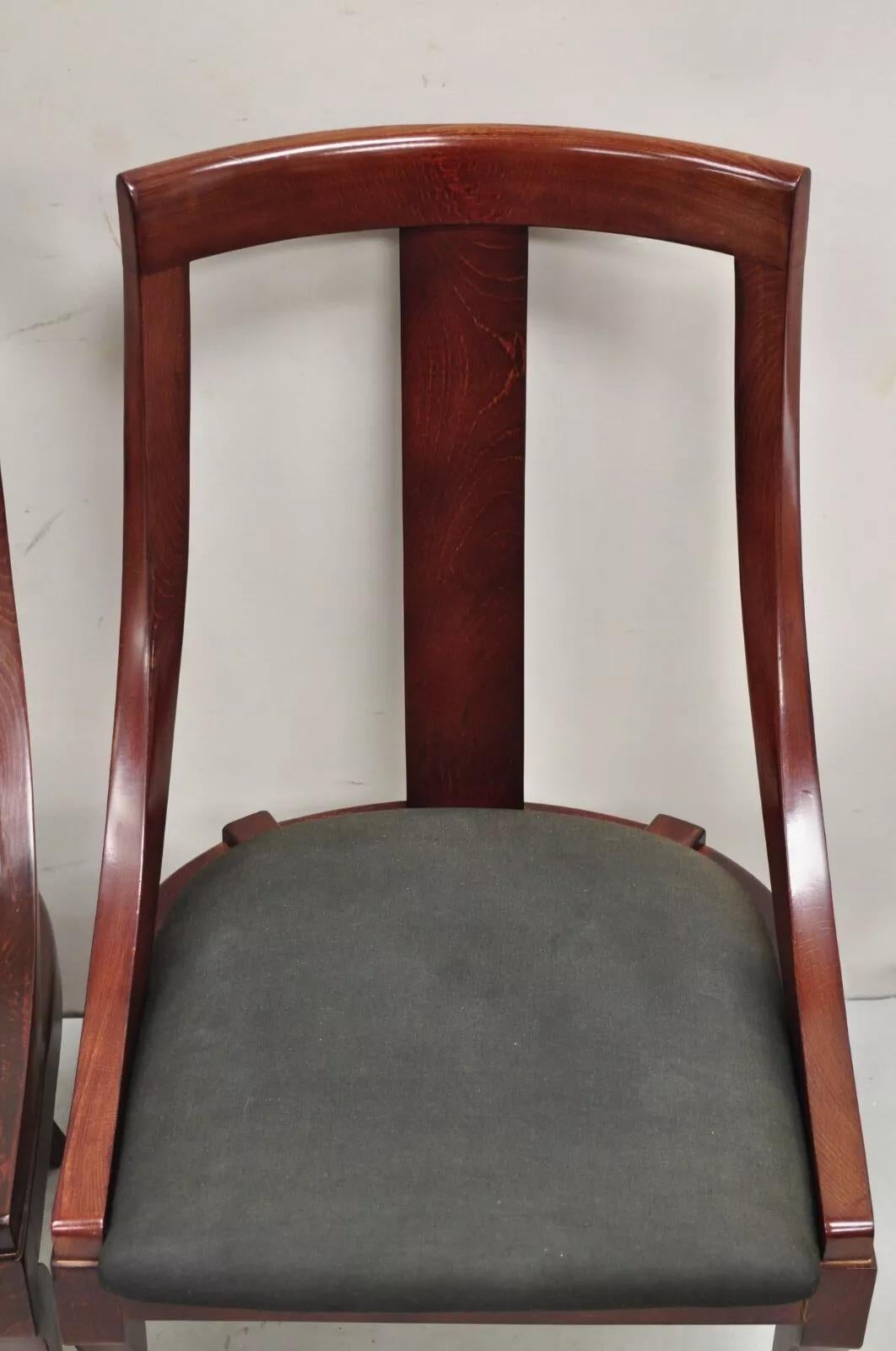 Sconosciuto Sedie da pranzo con gambe a sciabola in legno di ciliegio in stile Impero francese - Set di 4 in vendita