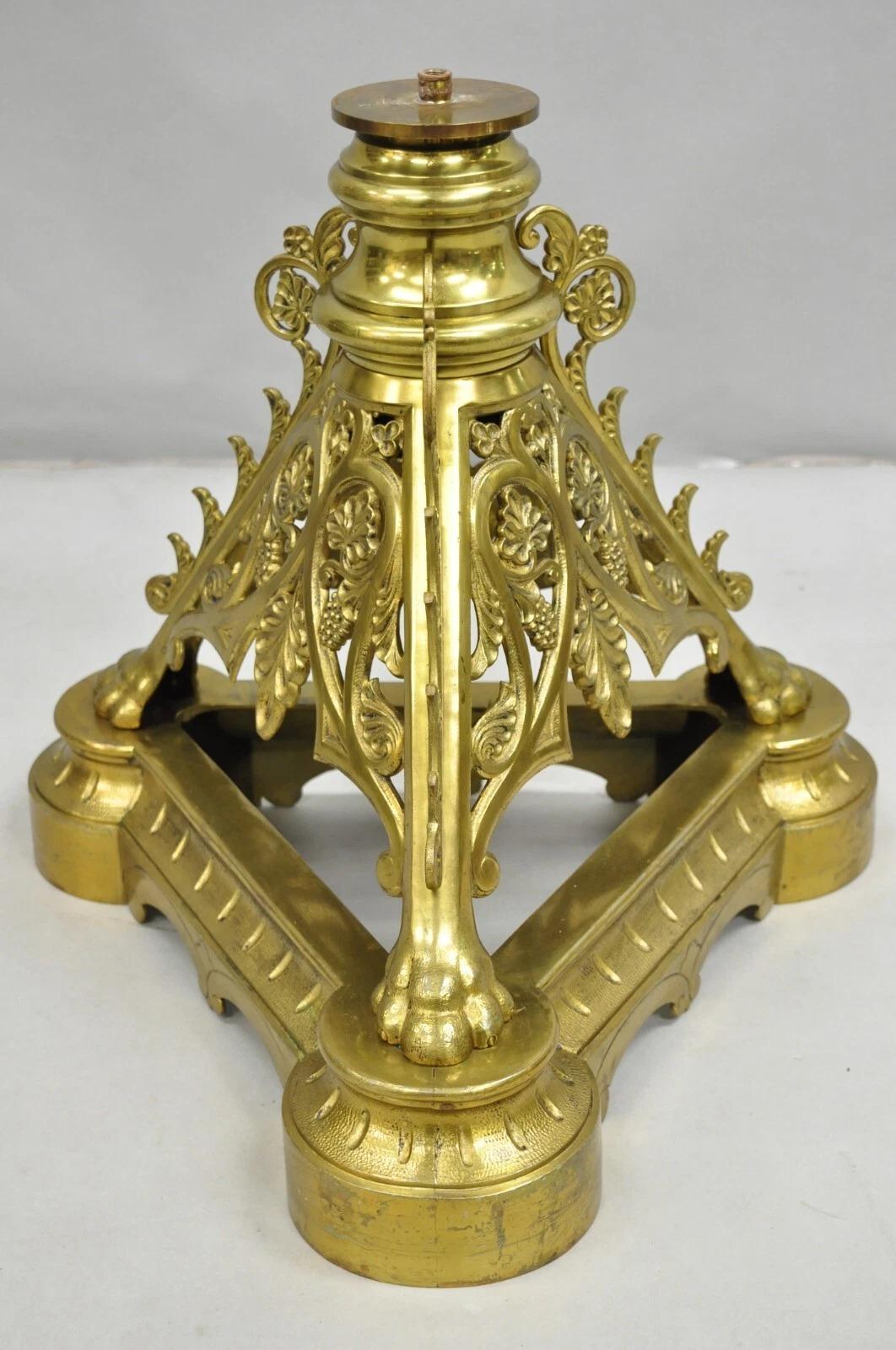 French Empire Renaissance Bronze Paw Foot Pedestal Base Round Glass Coffee Table im Angebot 6