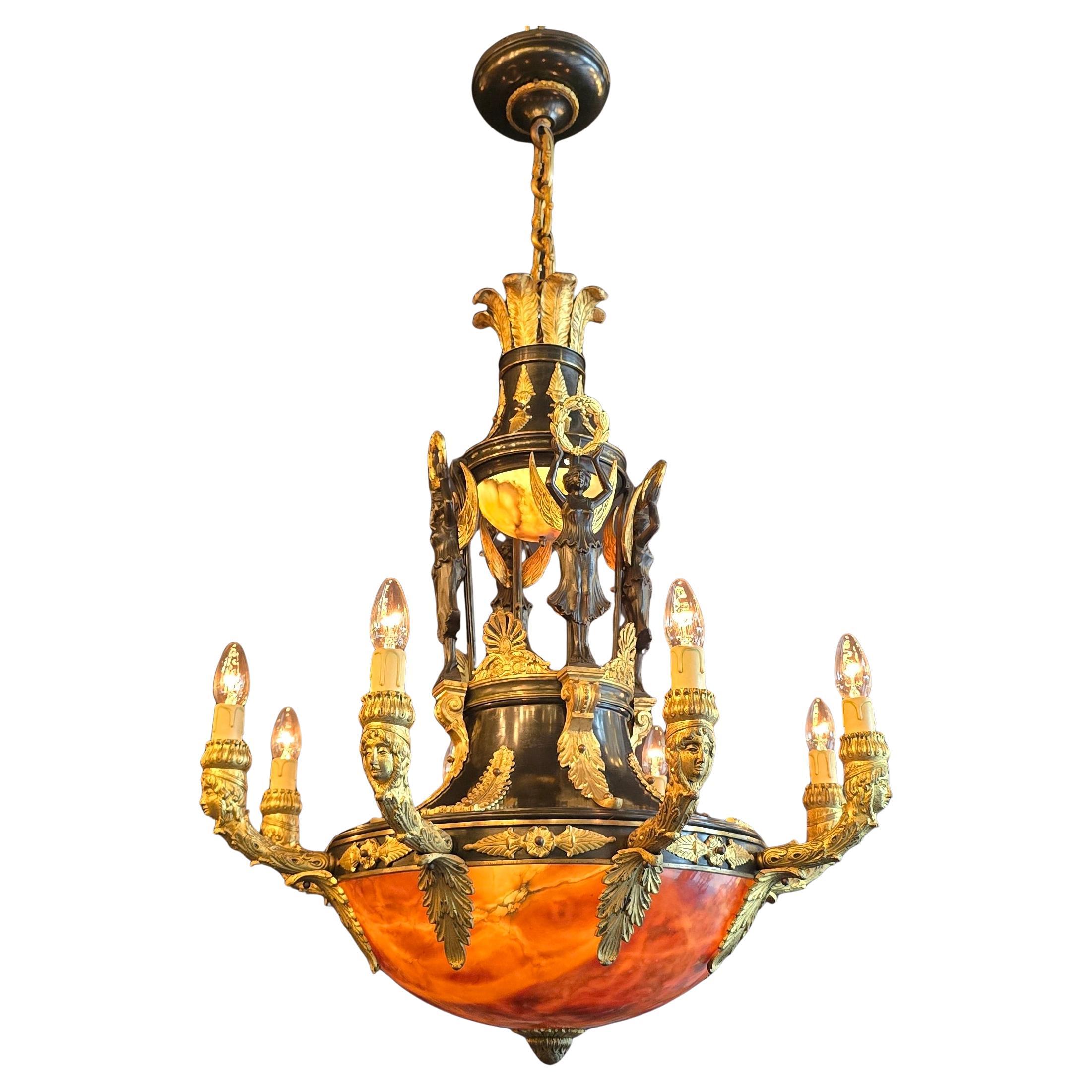Stile impero Lampadario in alabastro e bronzo in stile Impero francese, inizio XX secolo in vendita