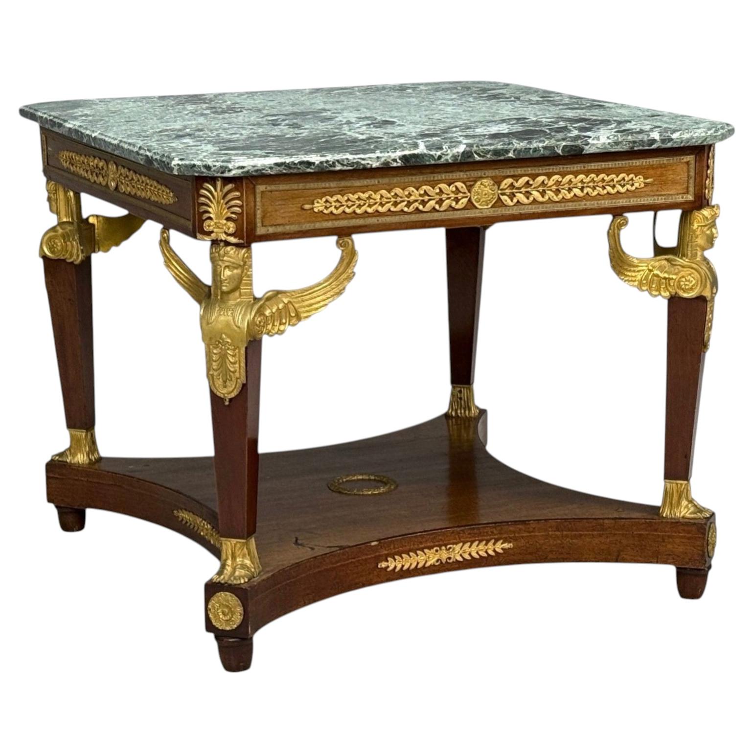 Renouveau Empire français, table de centre, bronze, acajou, marbre, France, C.C. en vente