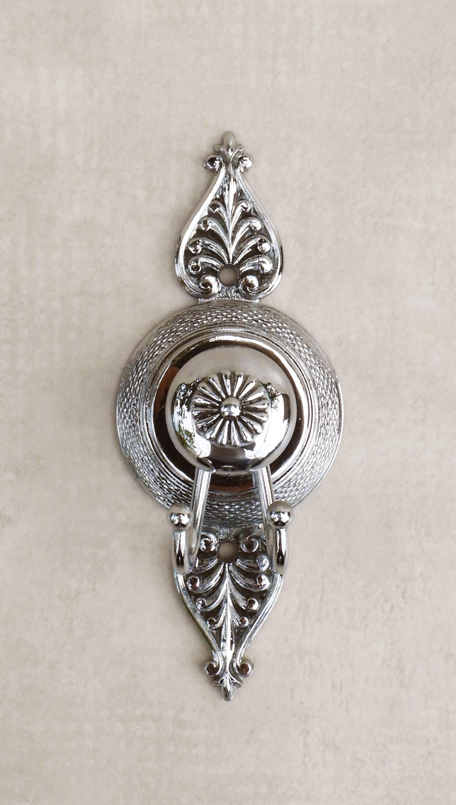 French Empire Revival Style Chrome Vanity Hook, C1970s In Good Condition For Sale In Trensacq, FR