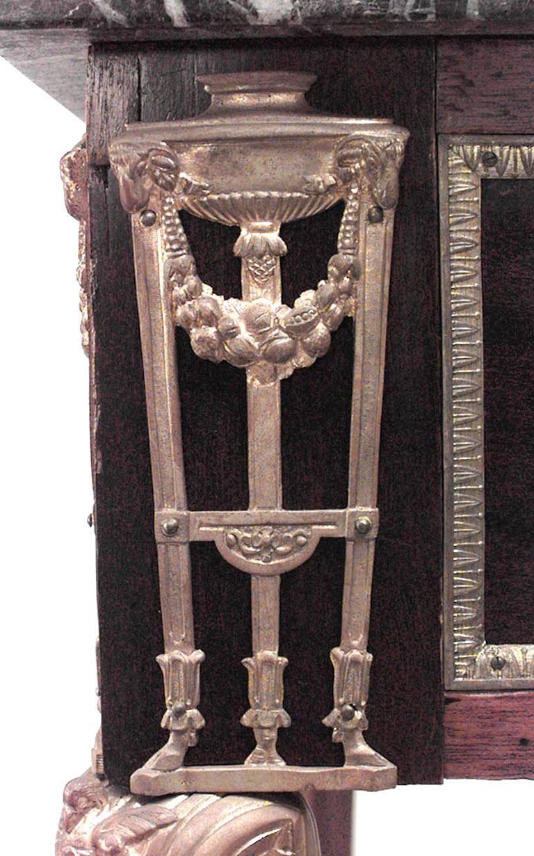 Französisch Empire-Stil Mahagoni und Bronze Griffins Tabelle Schreibtisch im Angebot 1