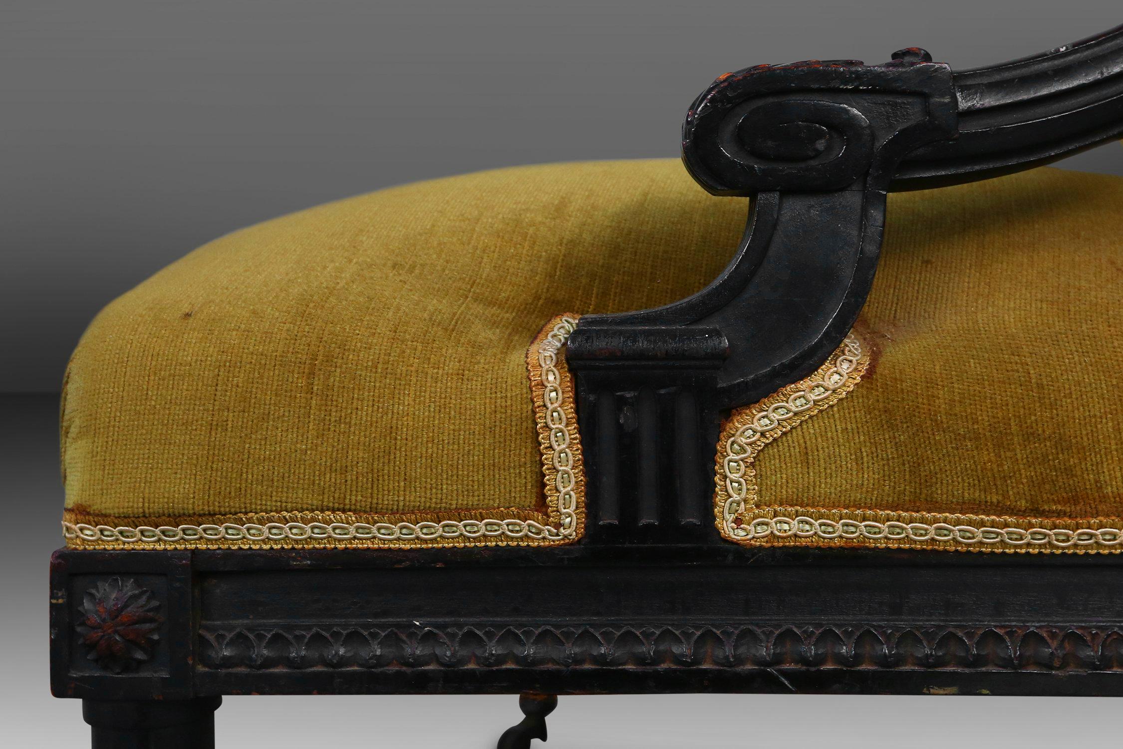 Estilo Imperio francés  Sillón negro de madera y terciopelo, década de 1850 en venta 3