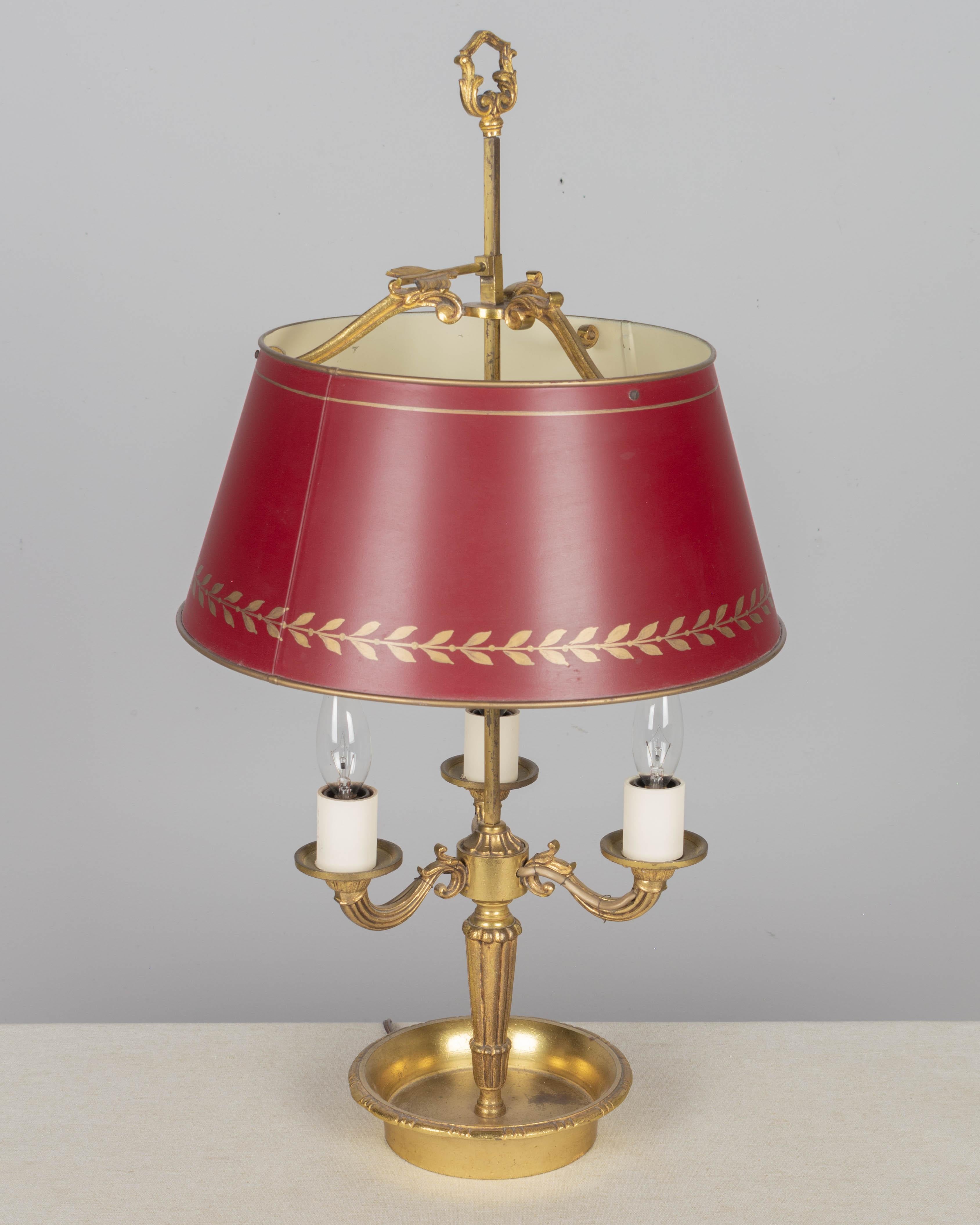 Lampe de table bouillotte de style Empire français en vente 1