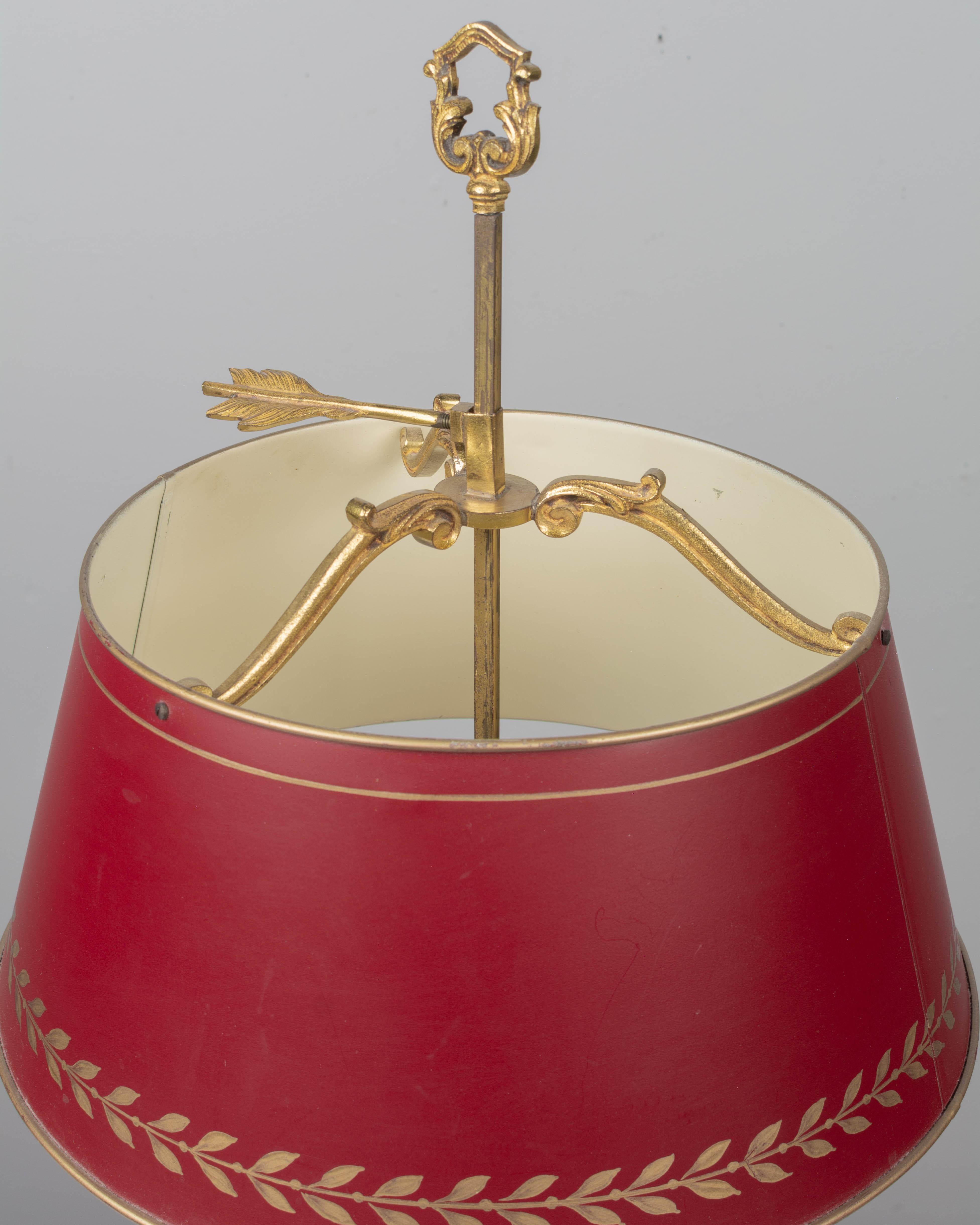 Lampe de table bouillotte de style Empire français en vente 2