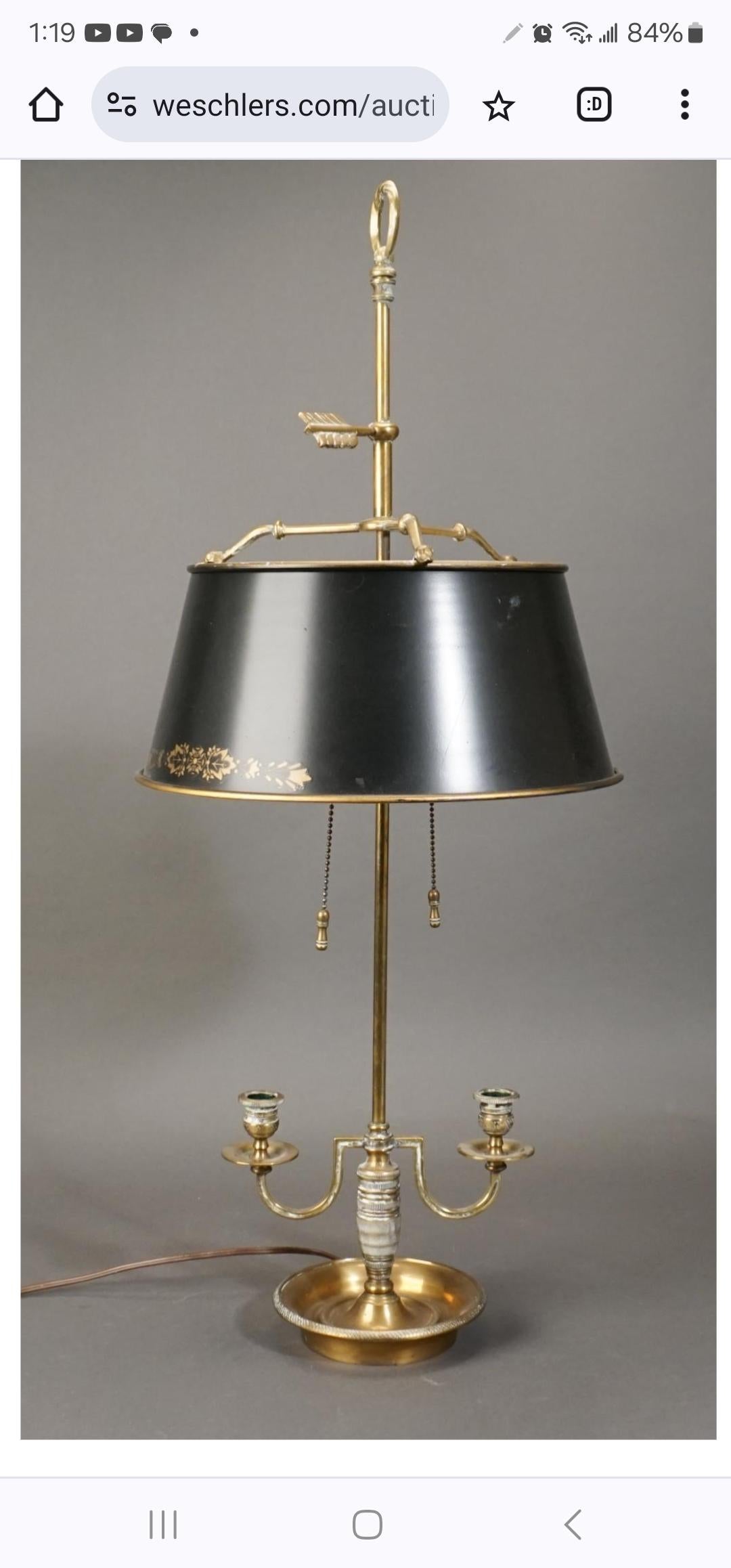 Lampe de table Bouillotte en laiton de style Empire français des années 1940
Mesure 13