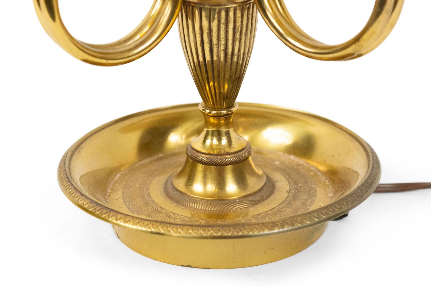 French Empire Style Brass Table Lamp (Messing) im Angebot