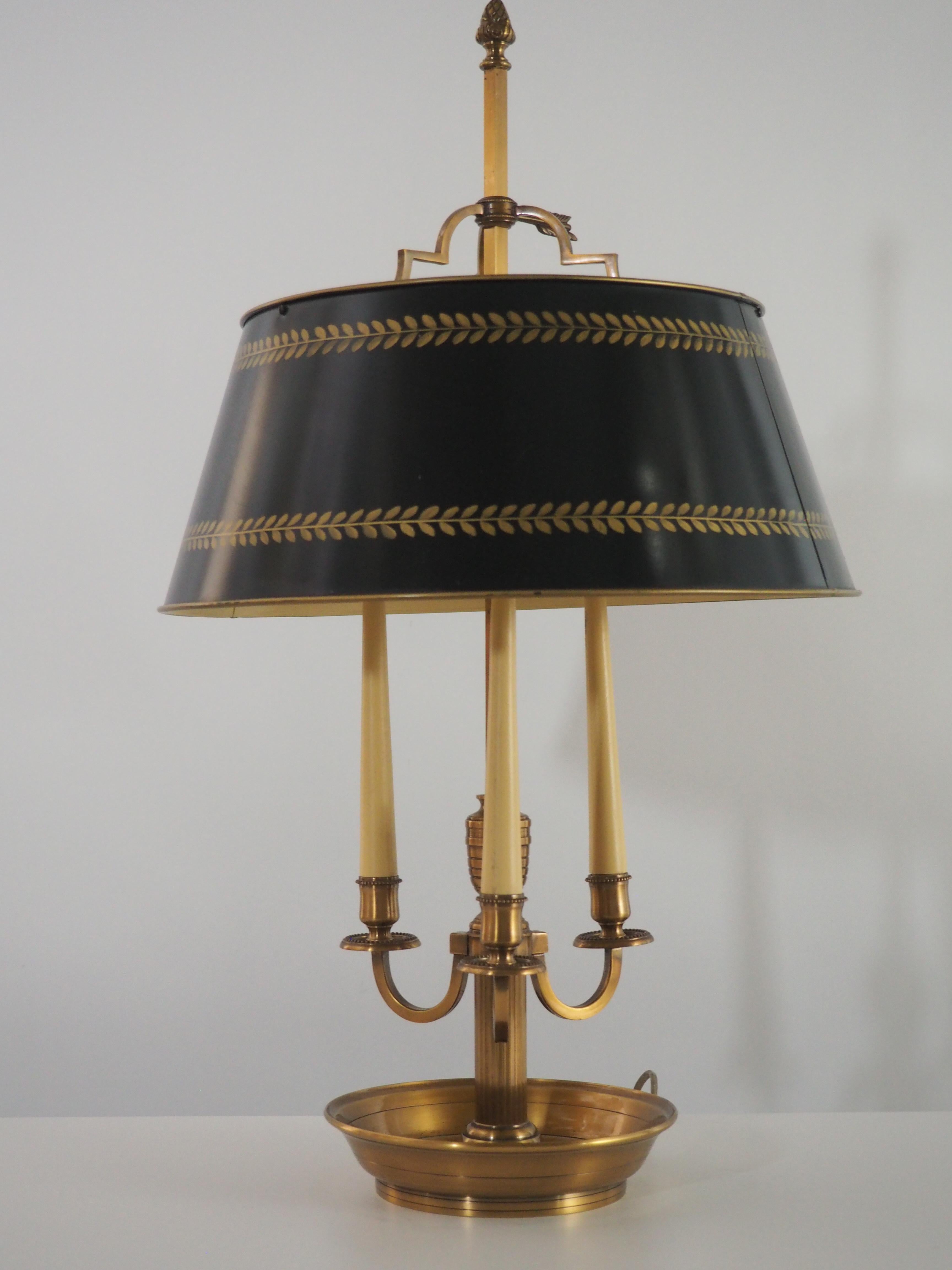 French Empire Style Bronze and Tole Bouillotte Lamp, circa 1970s In Excellent Condition In Wiesbaden, Hessen