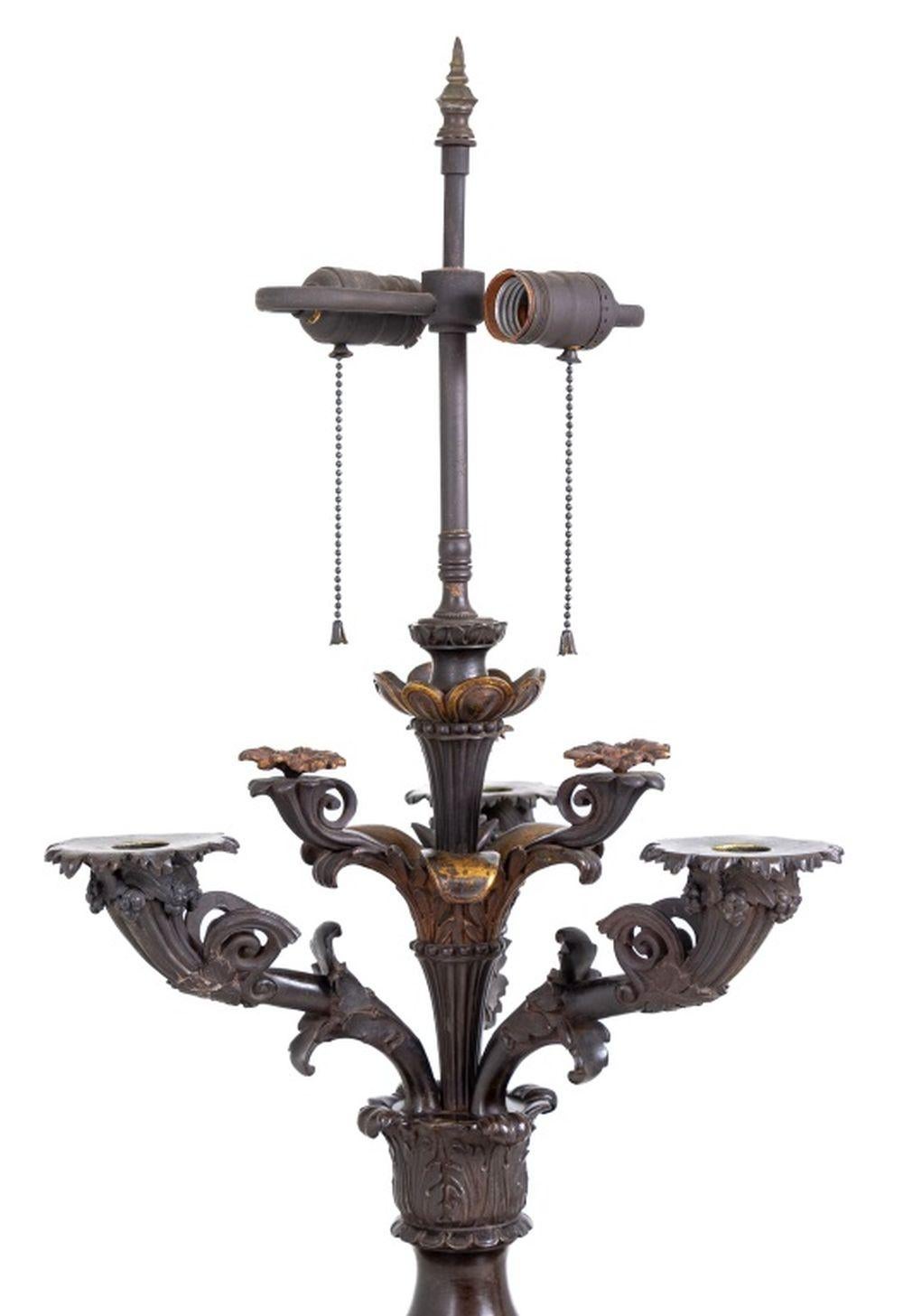 Francese Candelabro in bronzo in stile impero francese come lampade, 2 in vendita