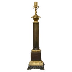 Französische Bronze-Säulen-Tischlampe im Empire-Stil mit vergoldeten Details, um 1840