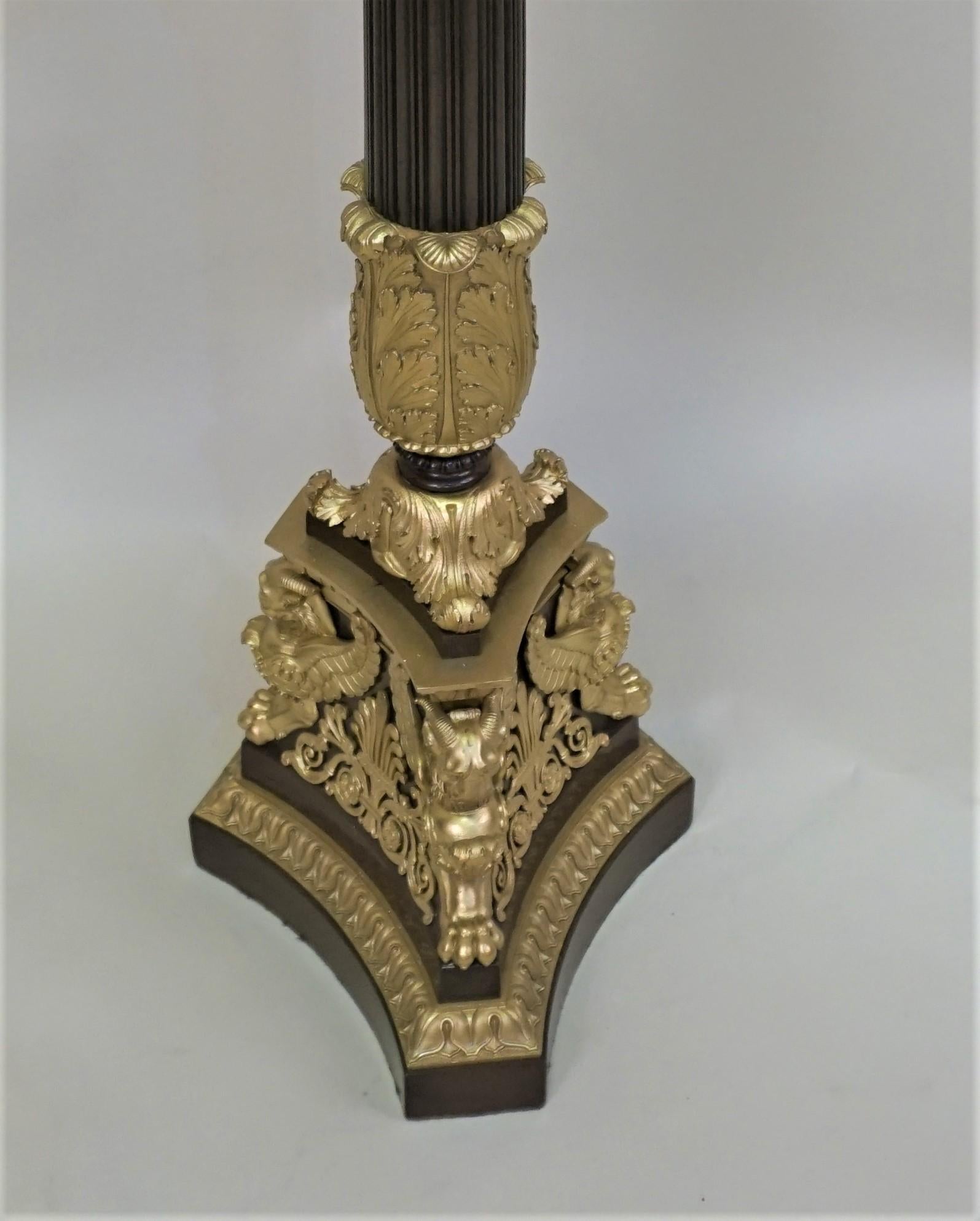 Lampe de table en bronze de style Empire français Bon état - En vente à Fairfax, VA