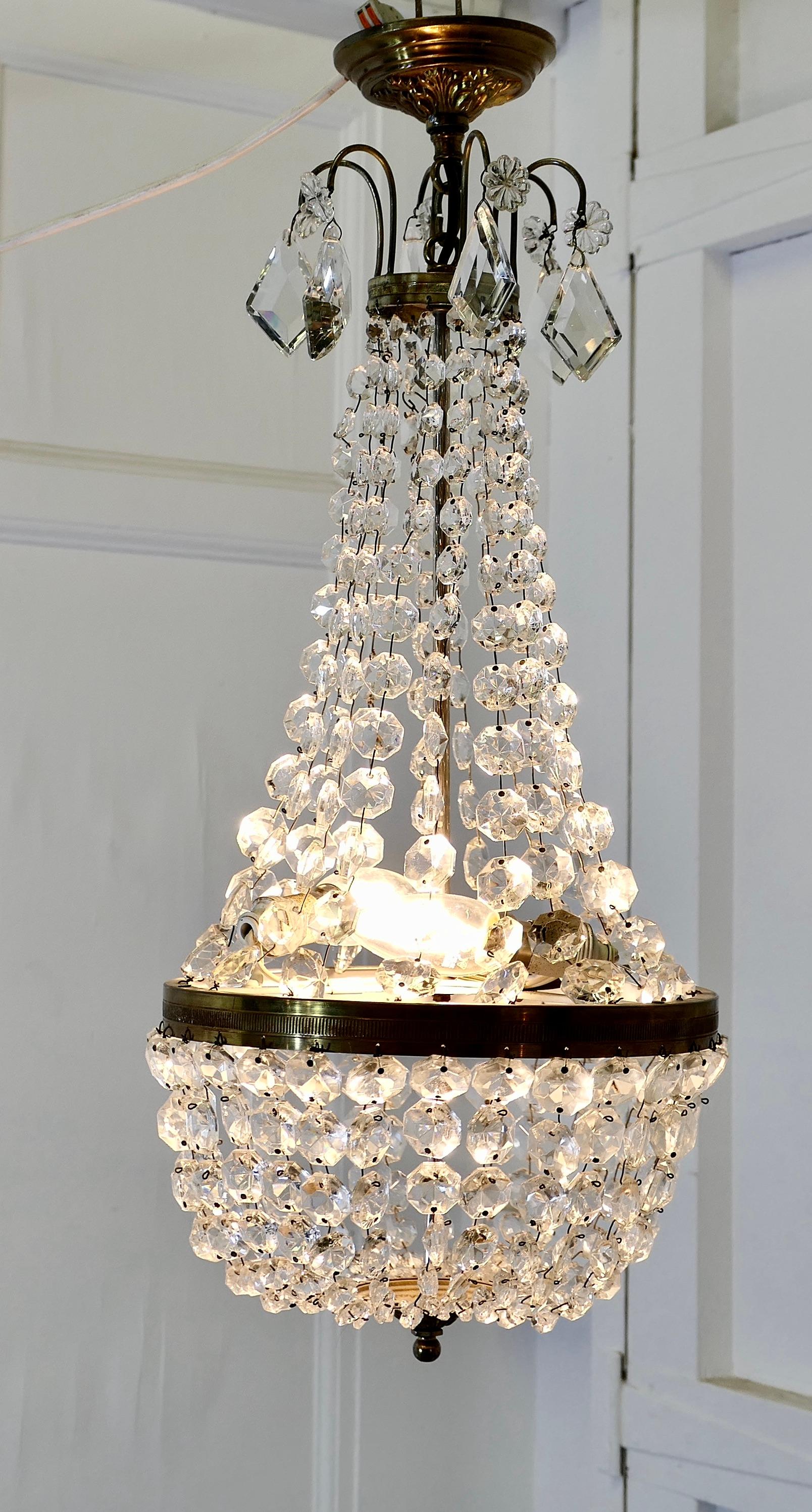 Lampadario stile impero francese  Questo è un pezzo incantevole in vendita 1