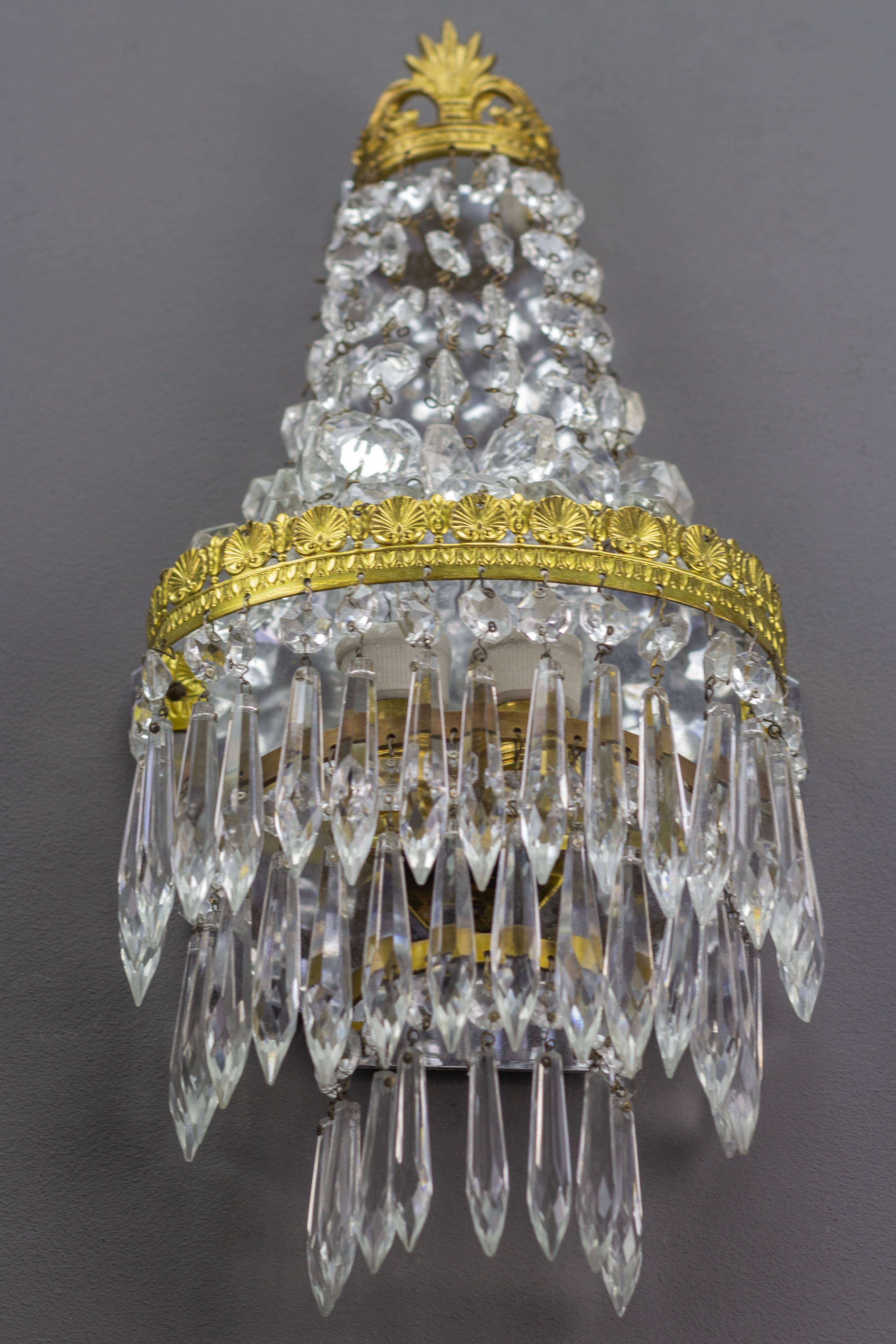 French Empire Style Crystal and Brass Sconce Wall Light, 1930s For Sale 16